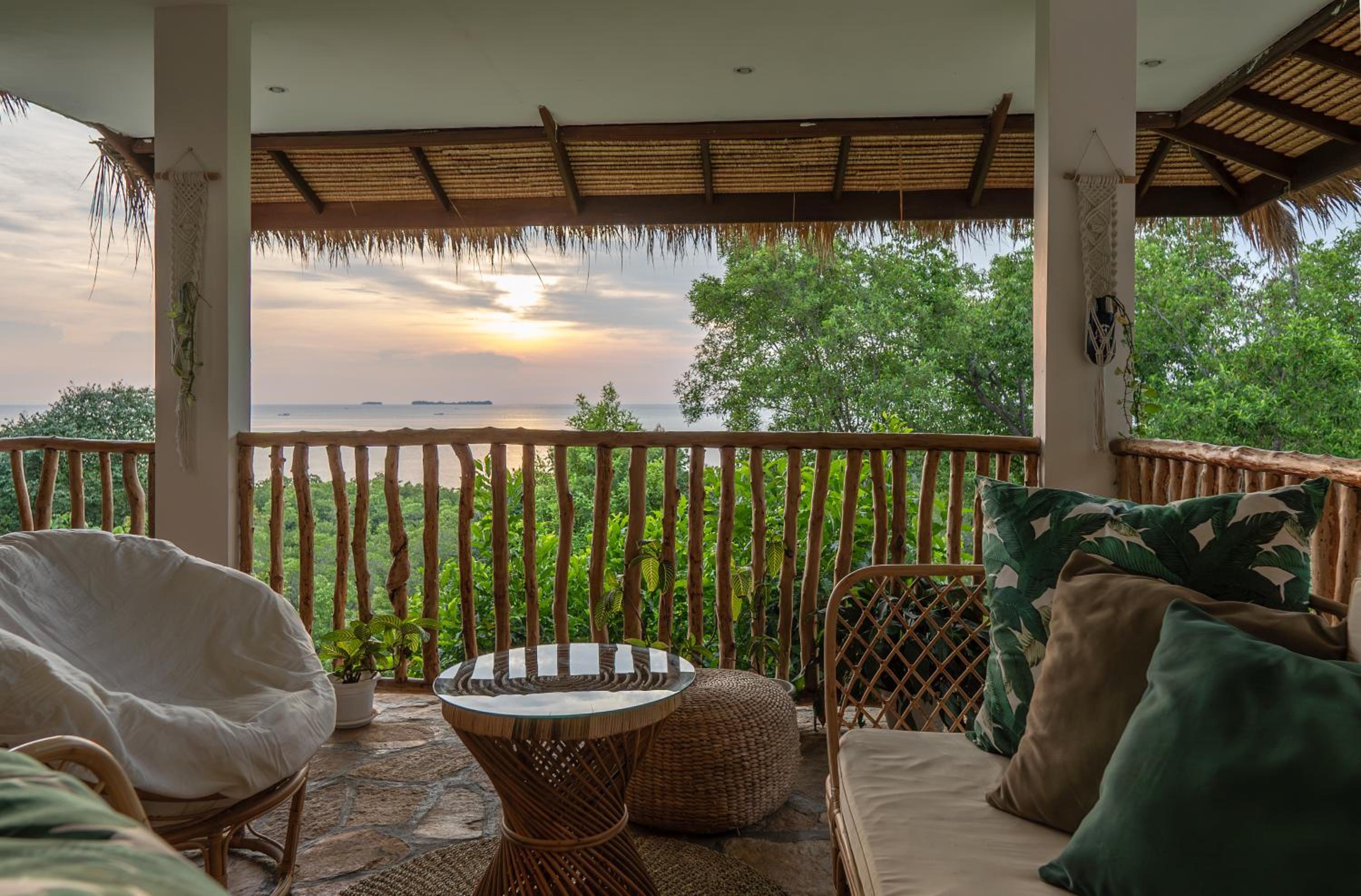 One-Bedroom Villa - Photo 24