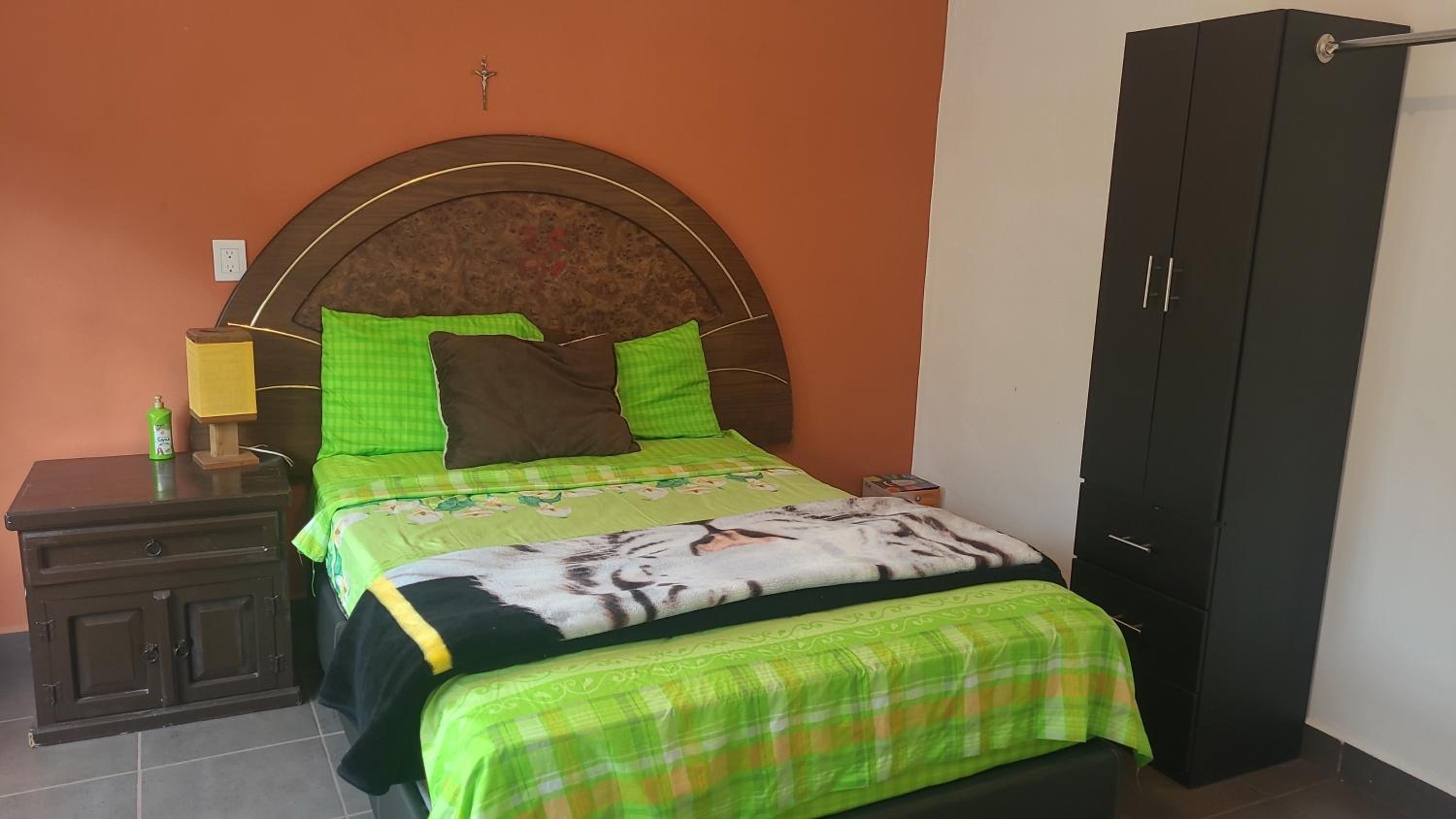 Three-Bedroom House photo 1