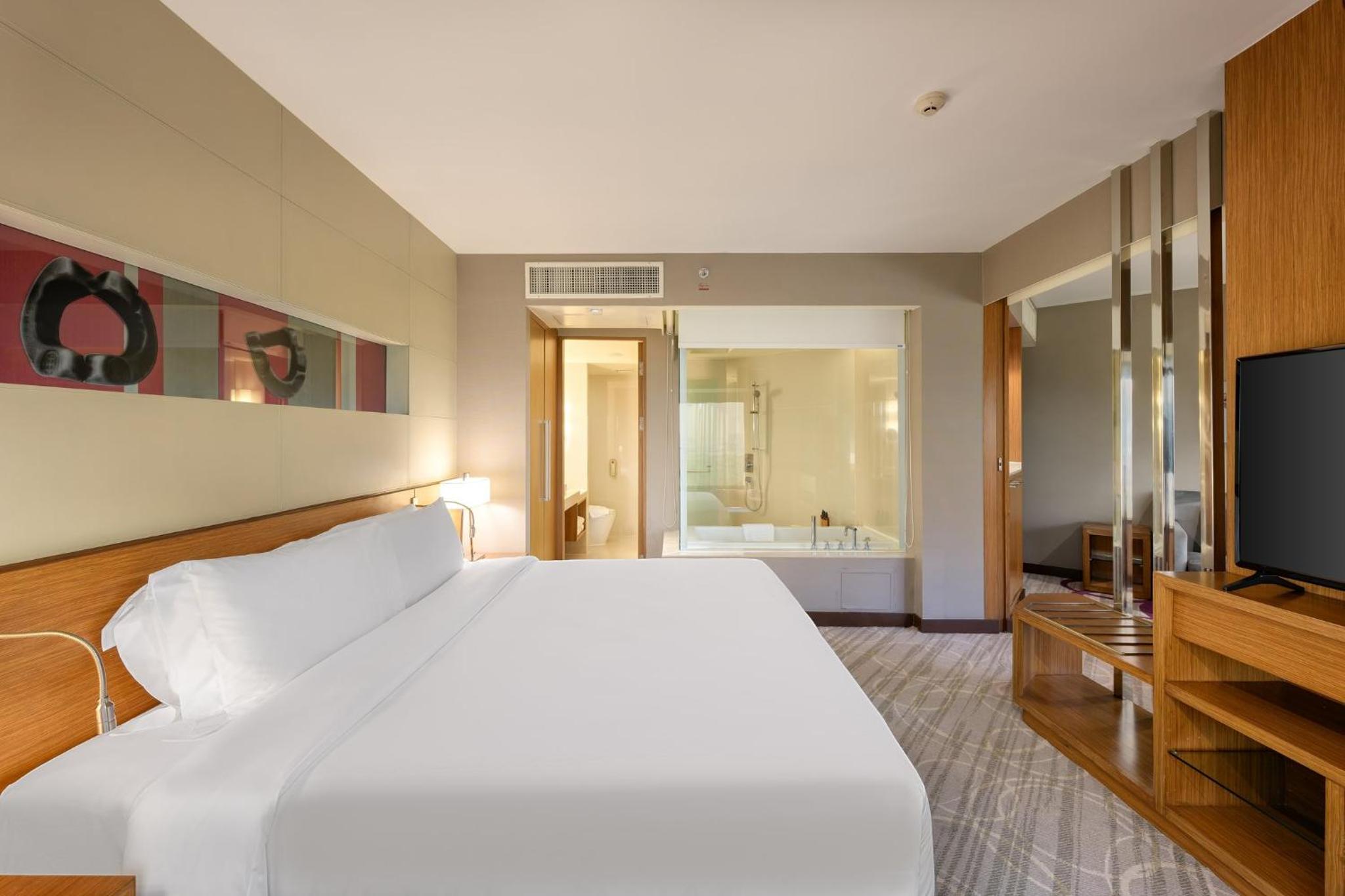 Premium Deluxe Suite Club King - Photo 3