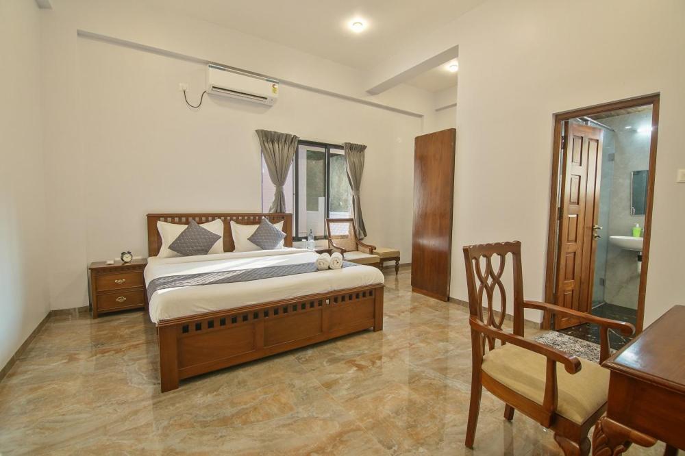 Villa photo 1