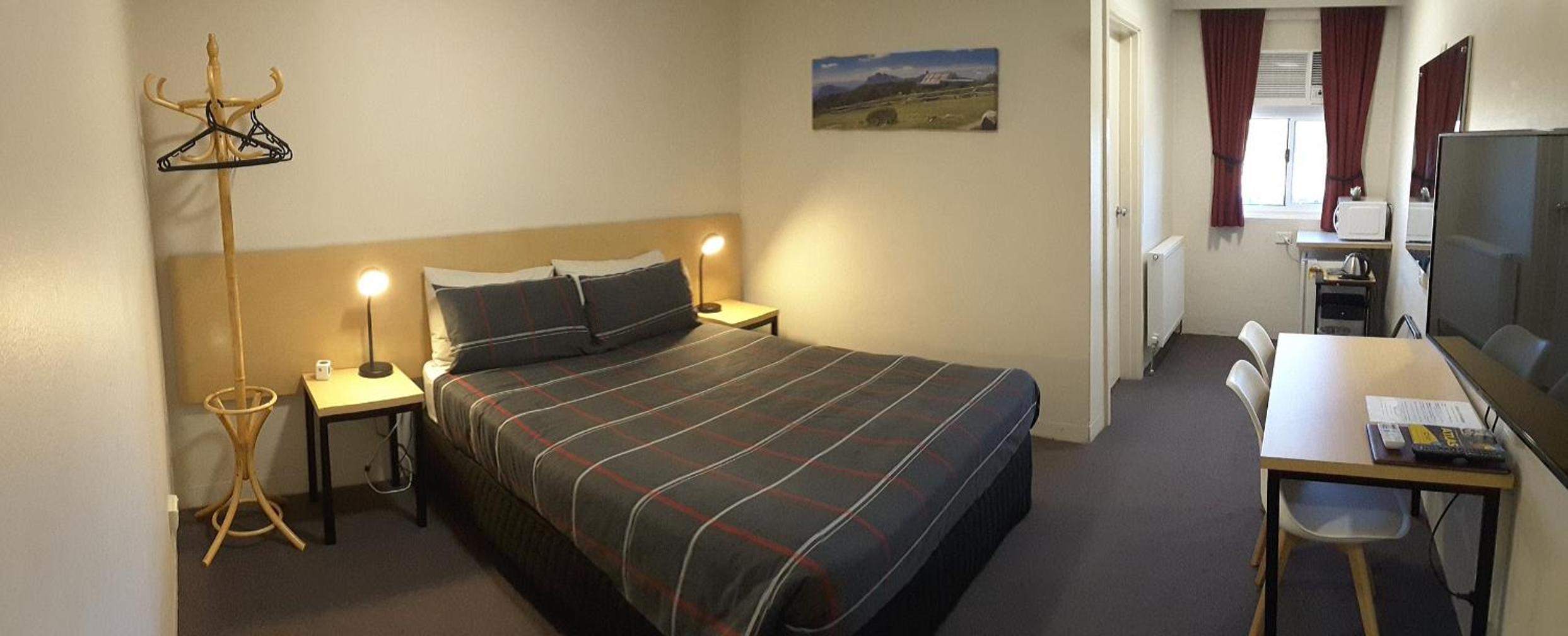 Double Or Twin Room photo 3