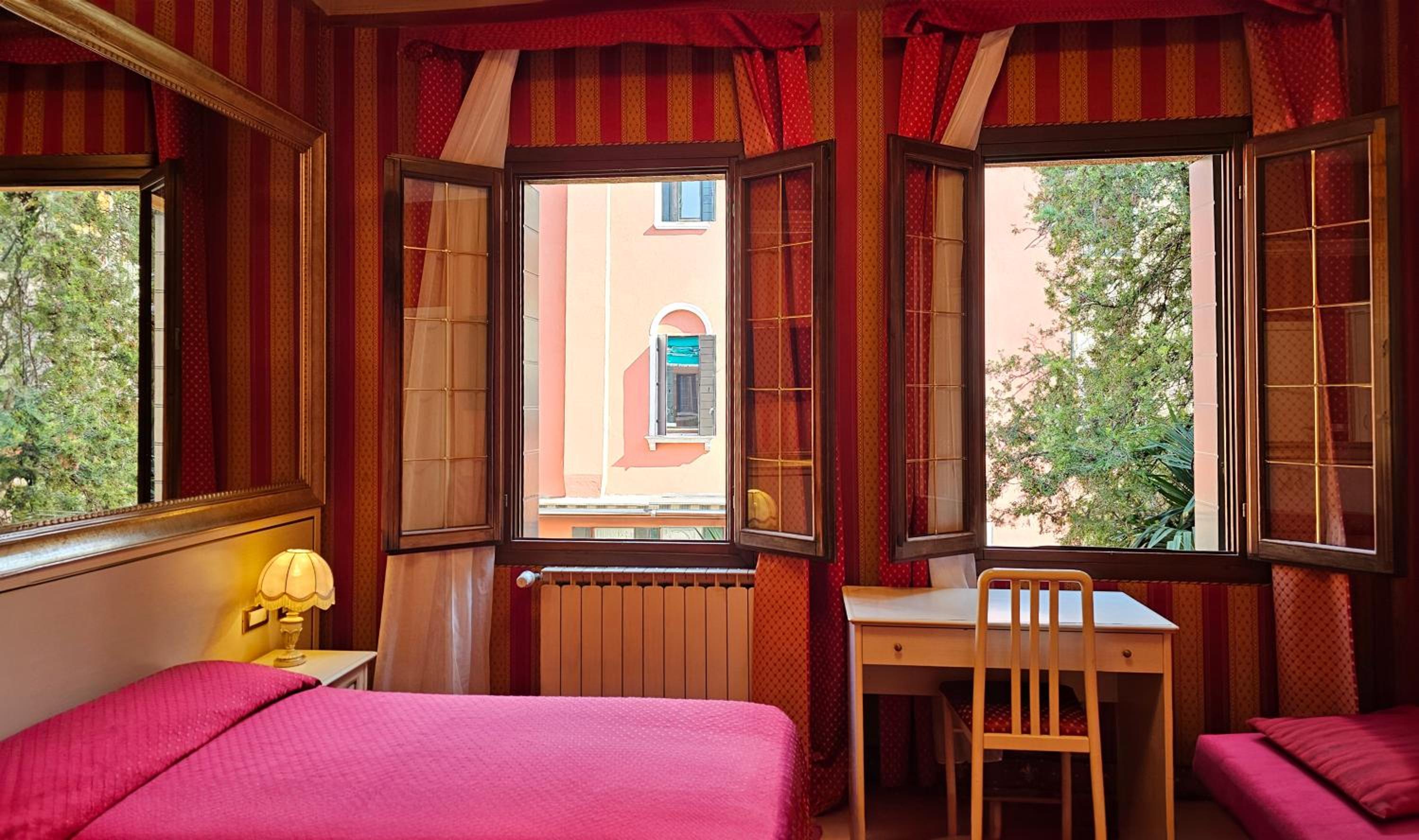 Superior Triple Room with Garden View photo 1