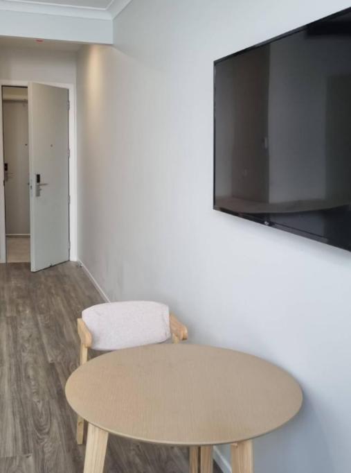 Twin Room - Photo 3
