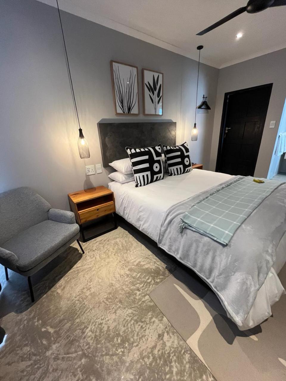 Double Room photo 2
