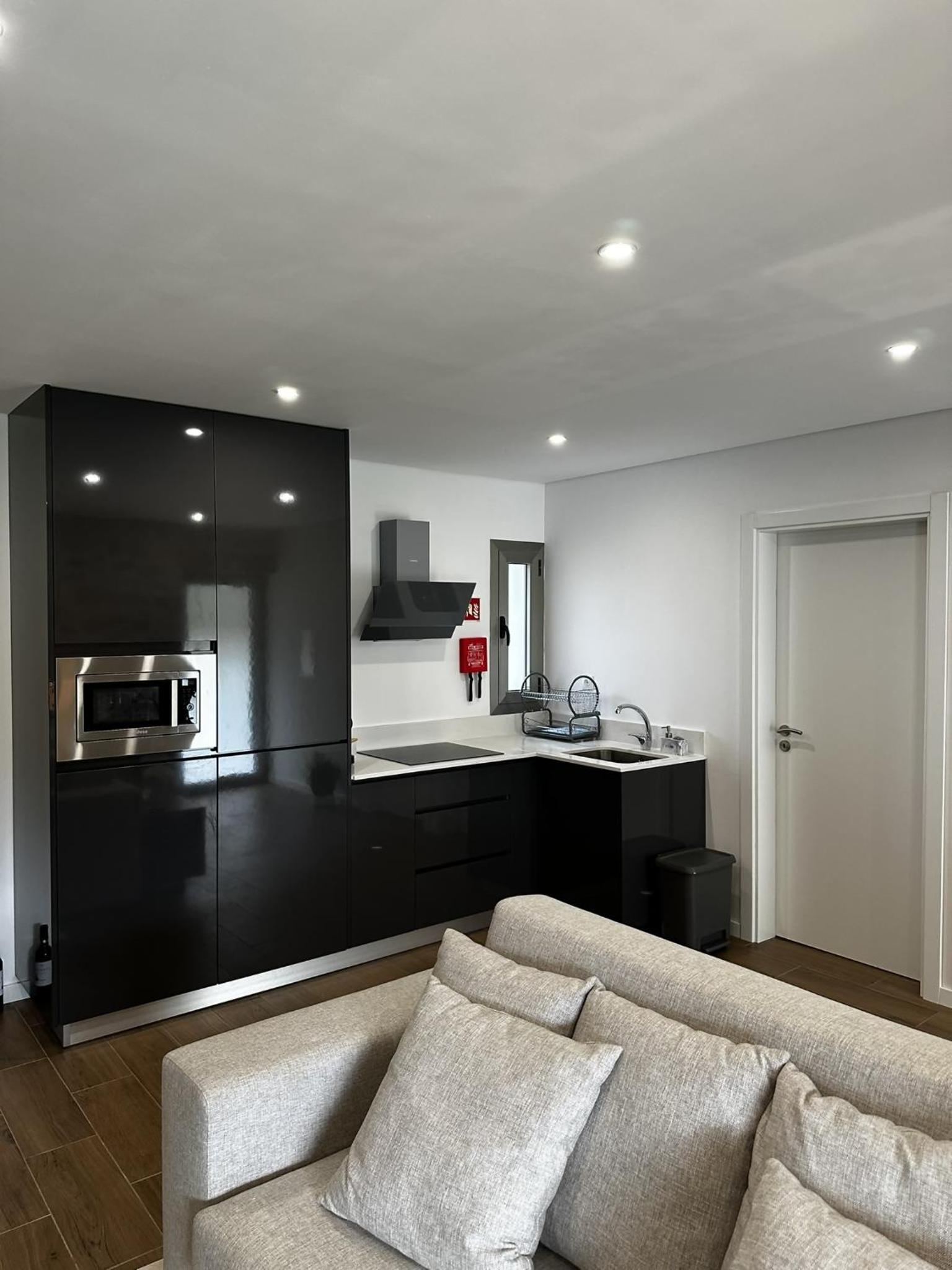 Two-Bedroom House - Photo 7