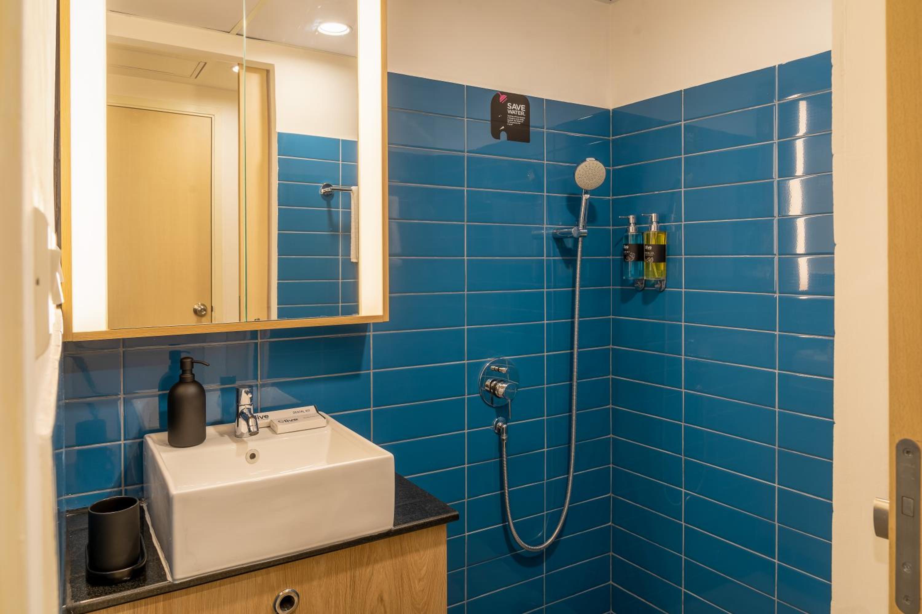 Standard Twin Room - Photo 2