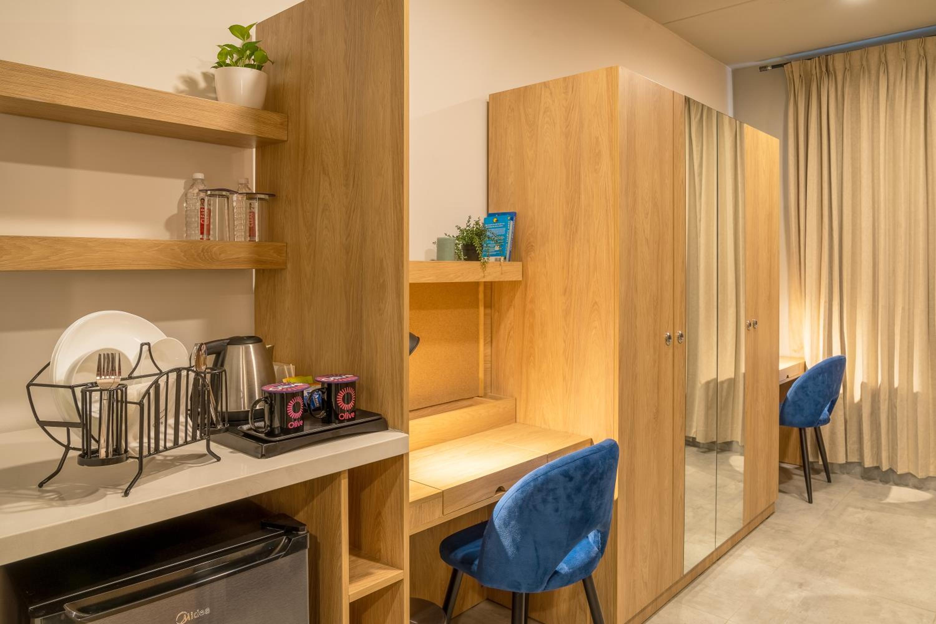 Standard Twin Room - Photo 6