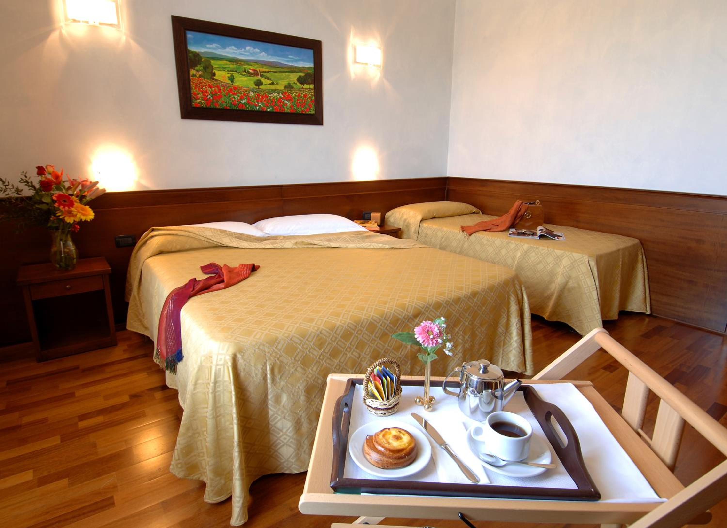 Triple Room - Photo 9