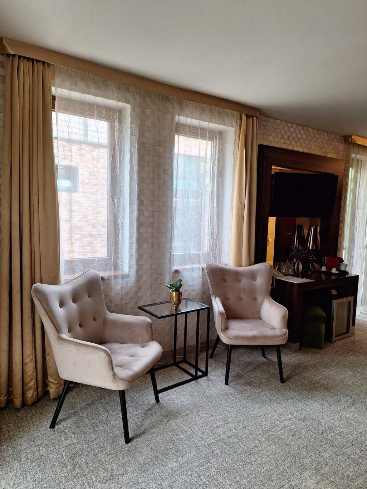 Superior Double Room - Photo 6