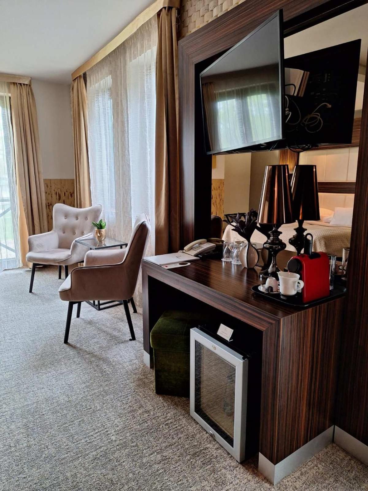 Superior Double Room - Photo 17