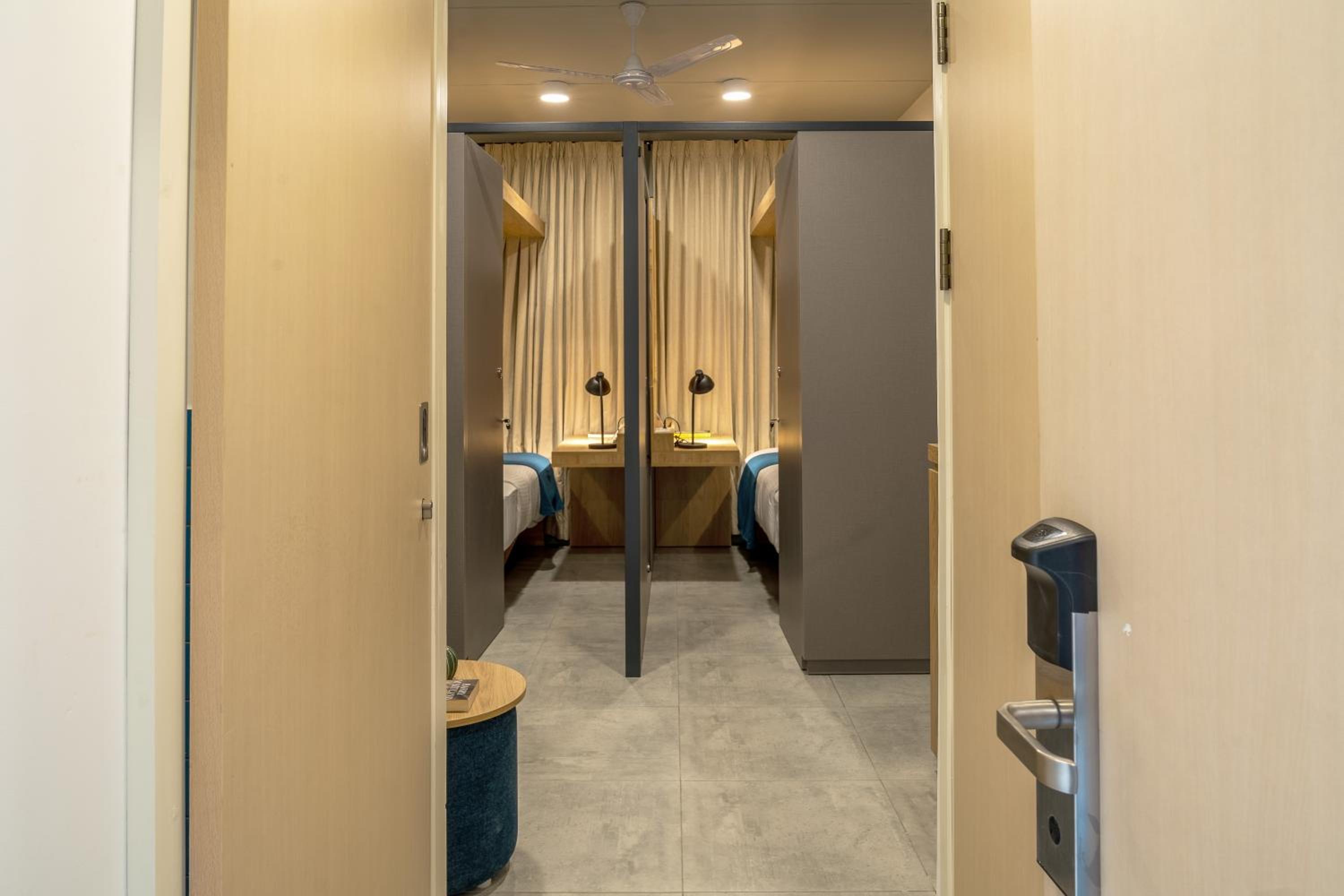 Deluxe Twin Room - Photo 1