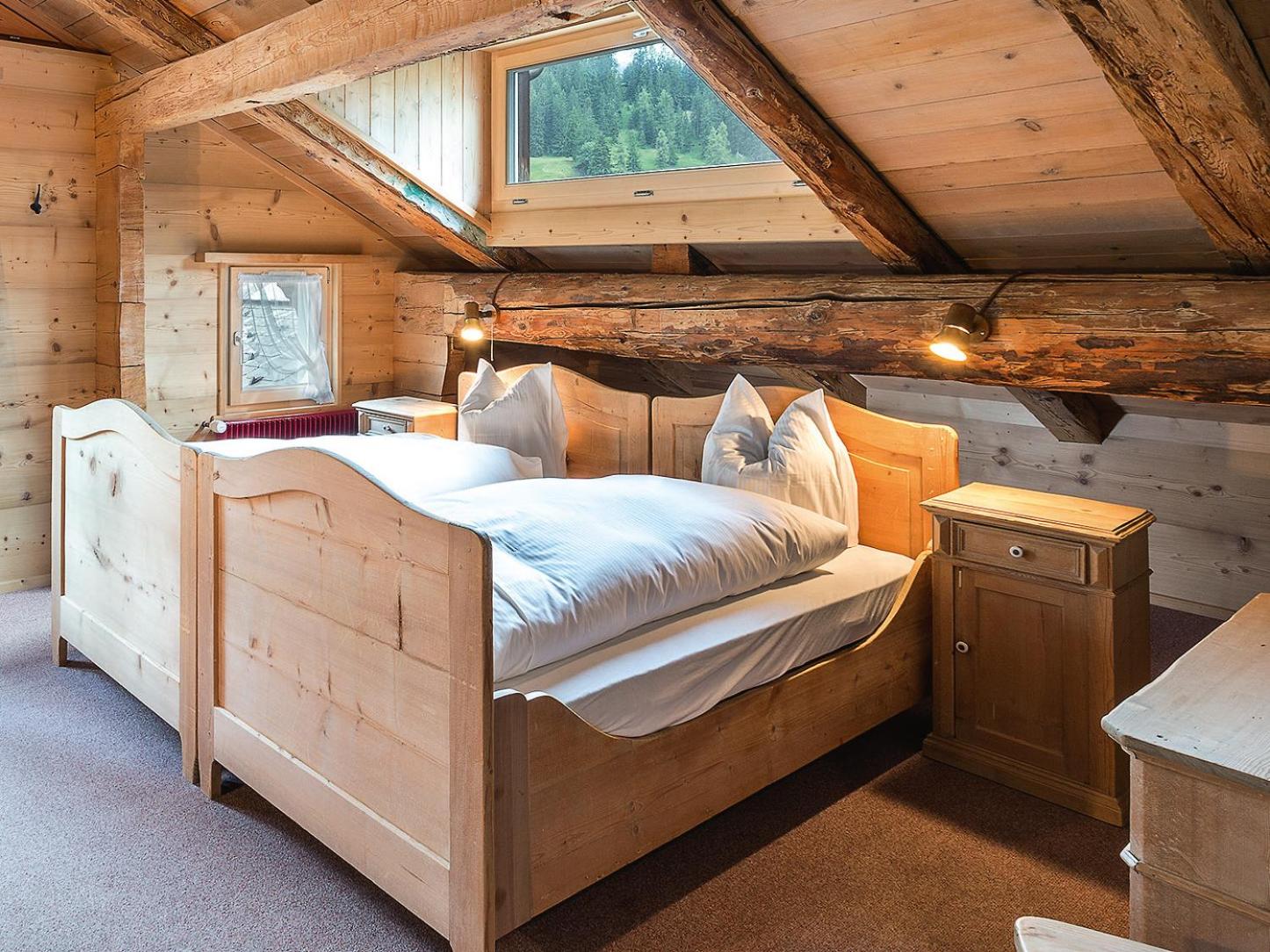 Large Double Room photo 2