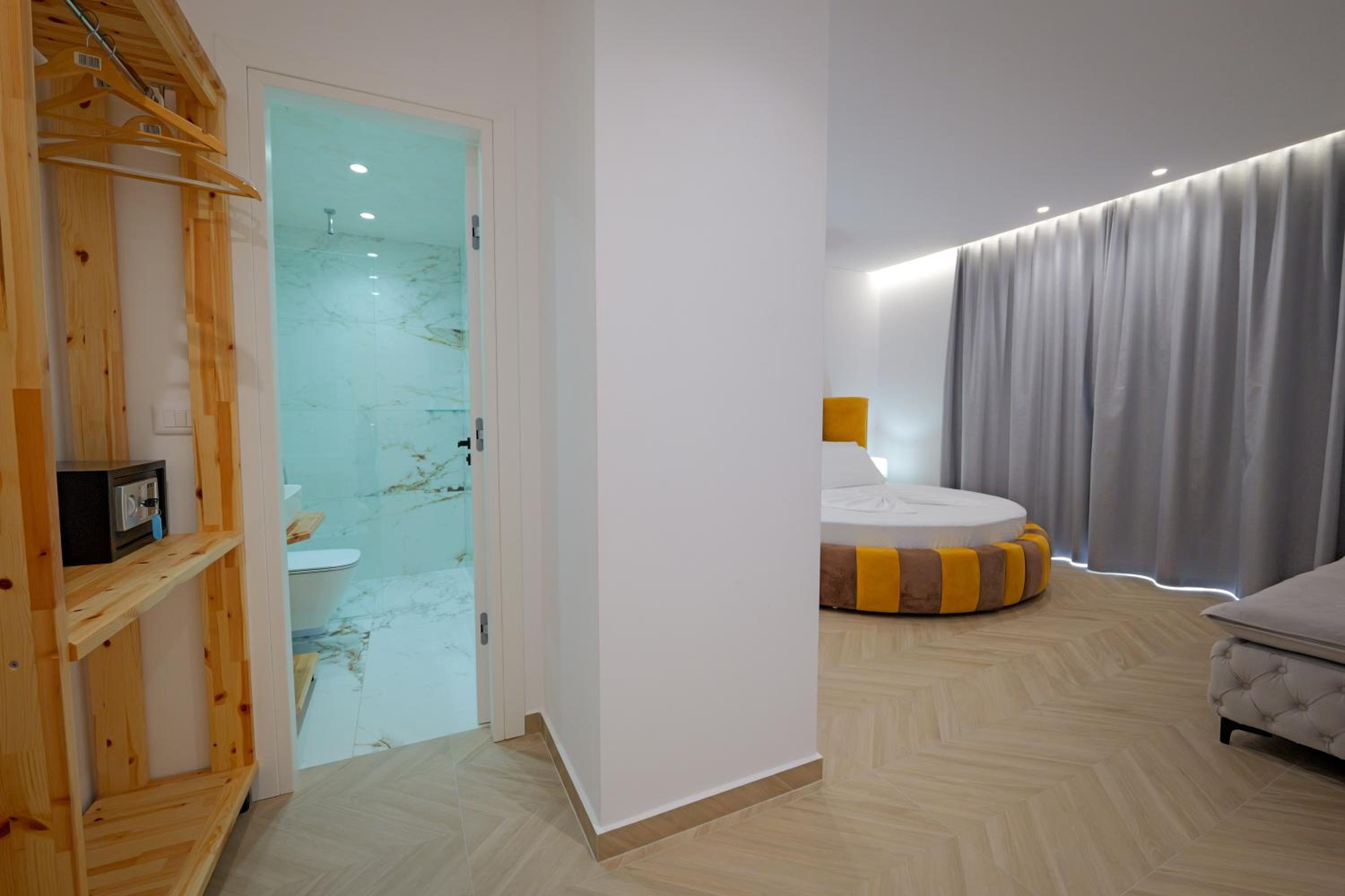 Superior Triple Room photo 2