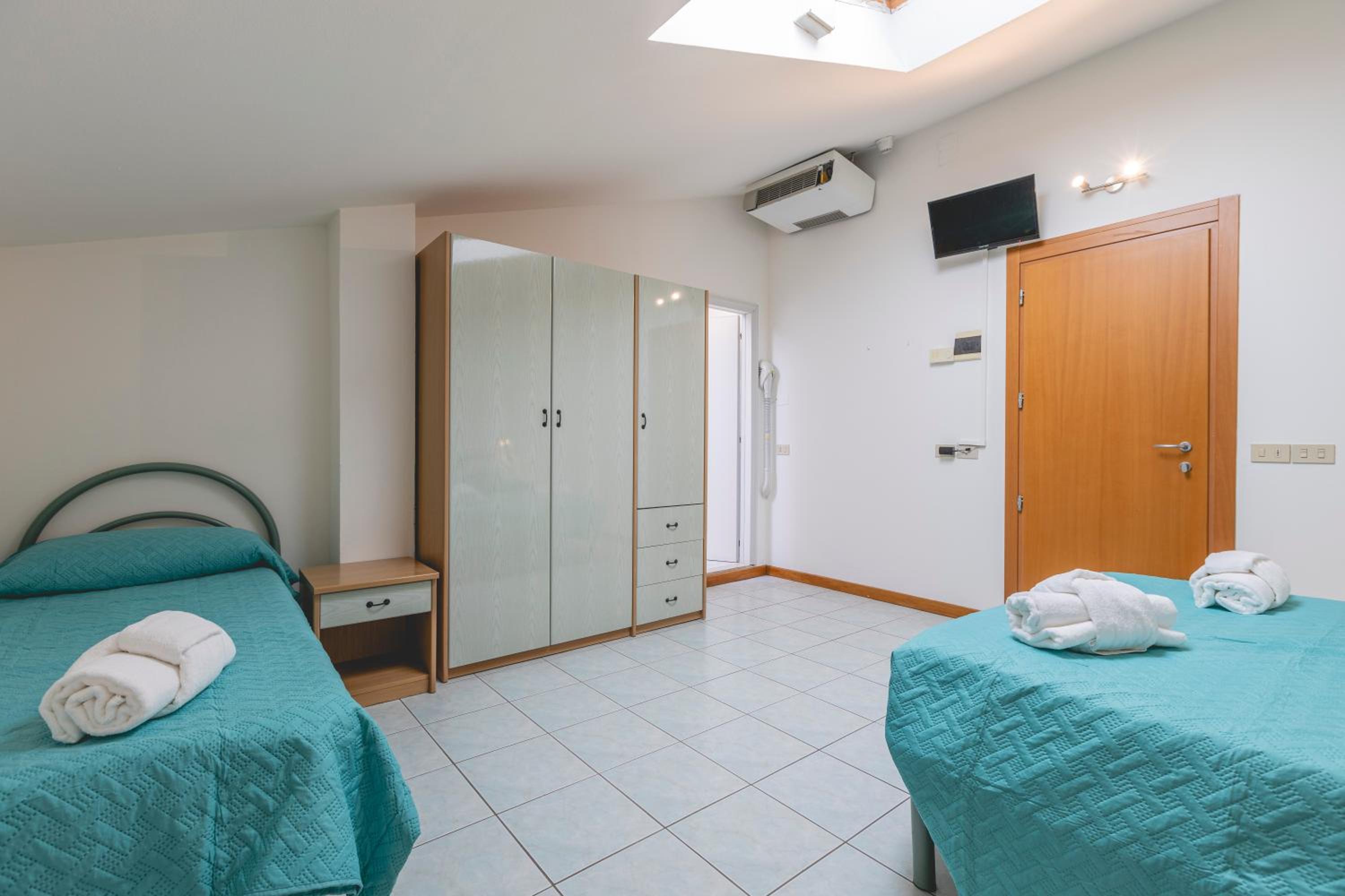 Triple Room photo 3