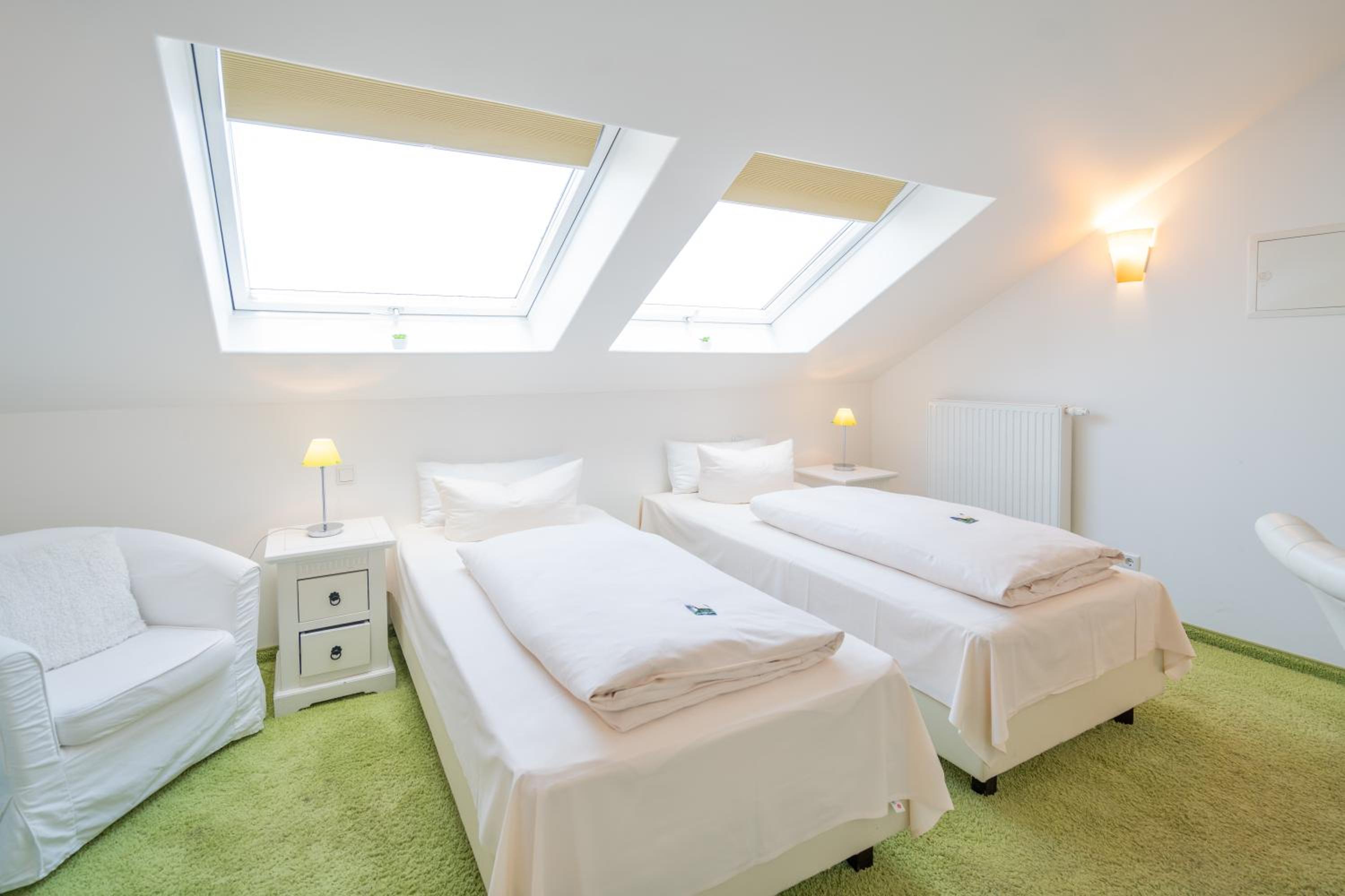 Double Room - Photo 26