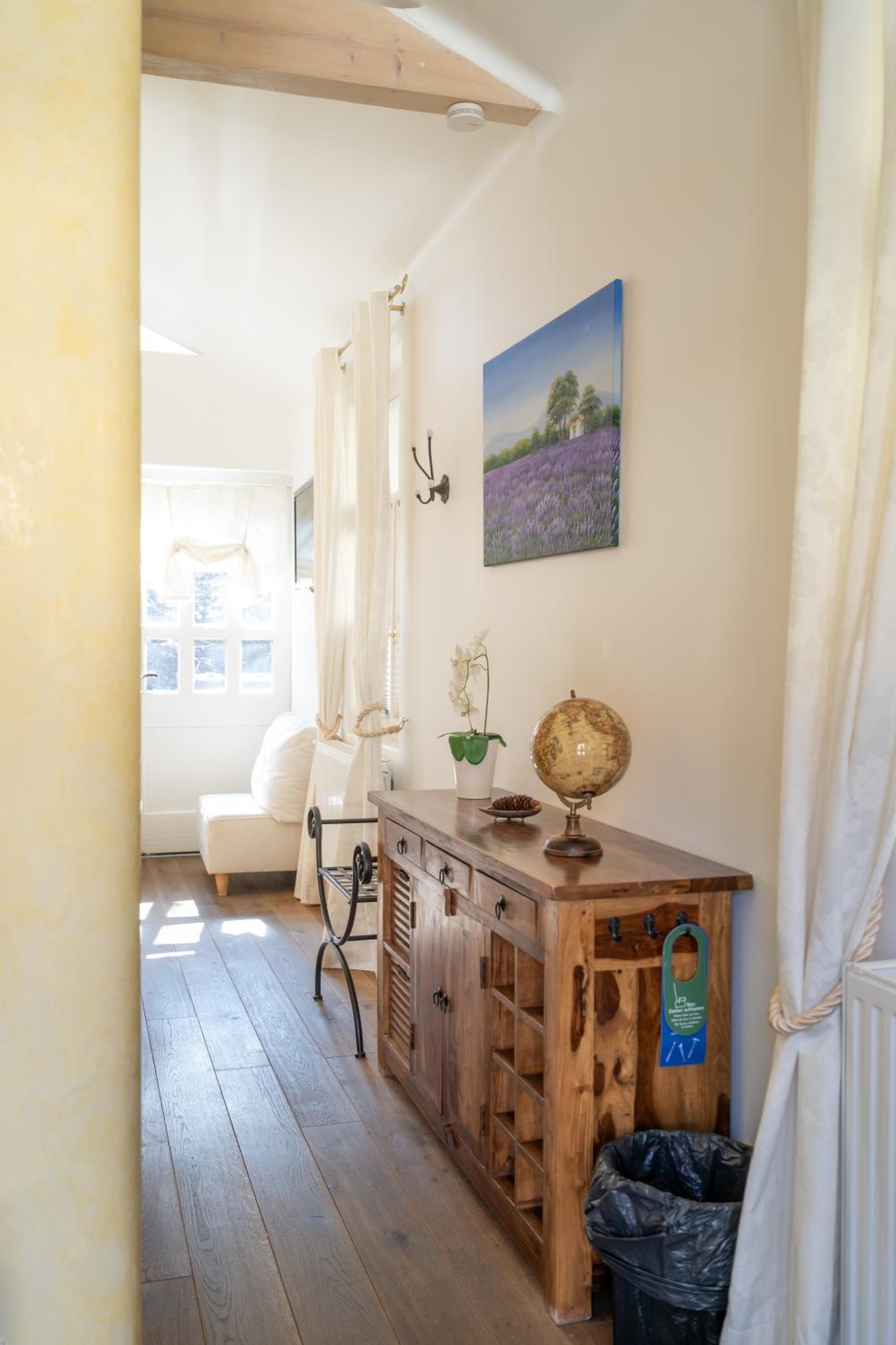 Double Room - Photo 20