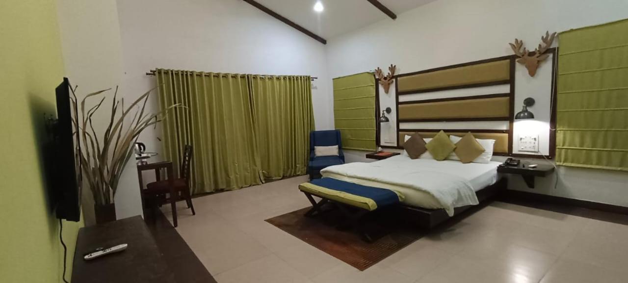 Deluxe Double Room With Balcony photo 1
