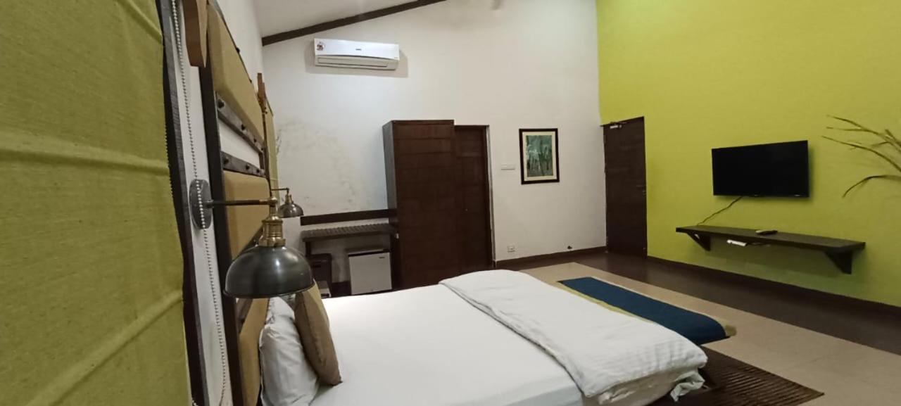 Deluxe Double Room With Balcony photo 3