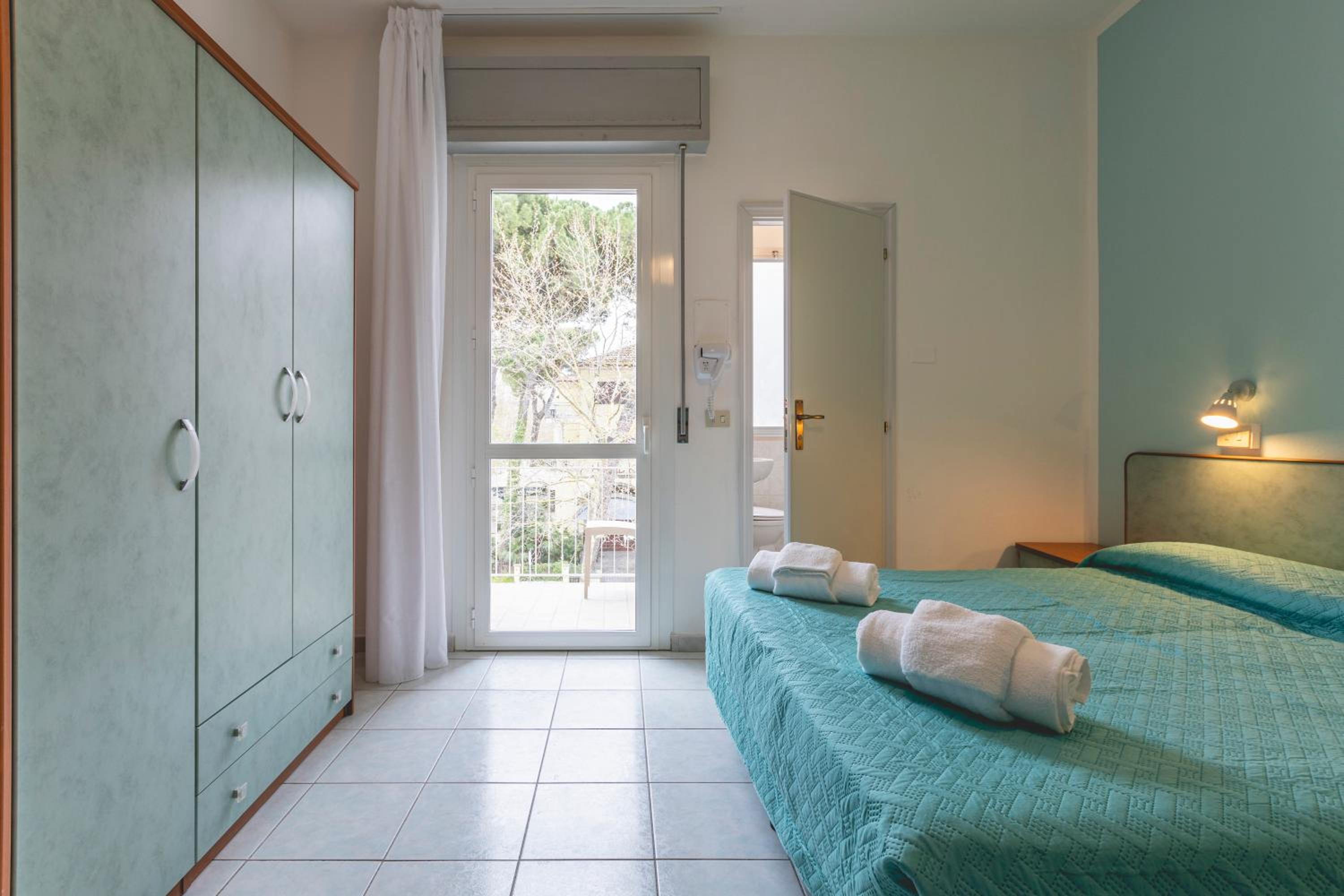 Double Room with Balcony photo 3