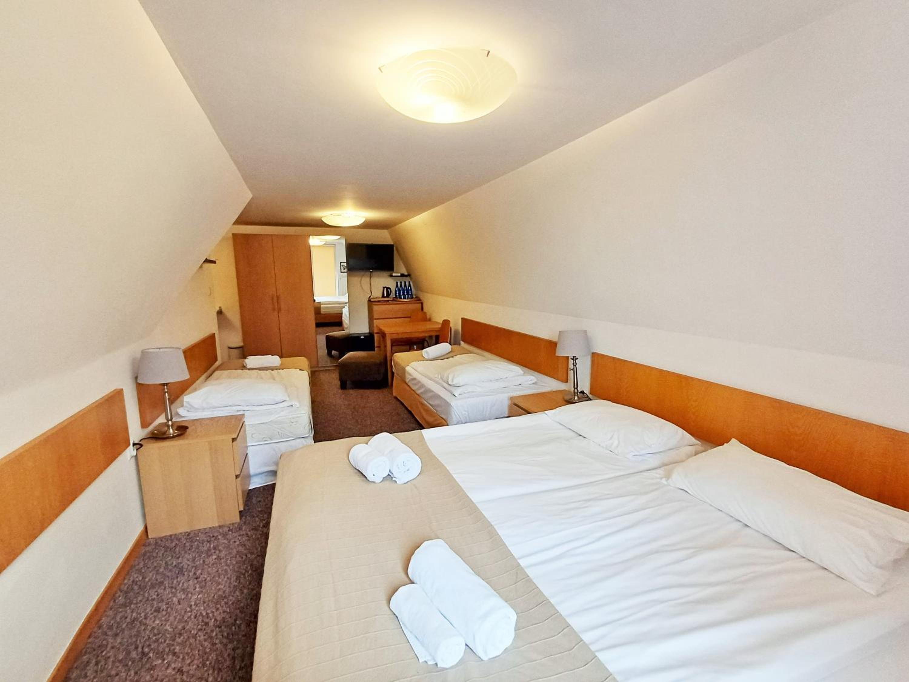 Quadruple Room photo 2