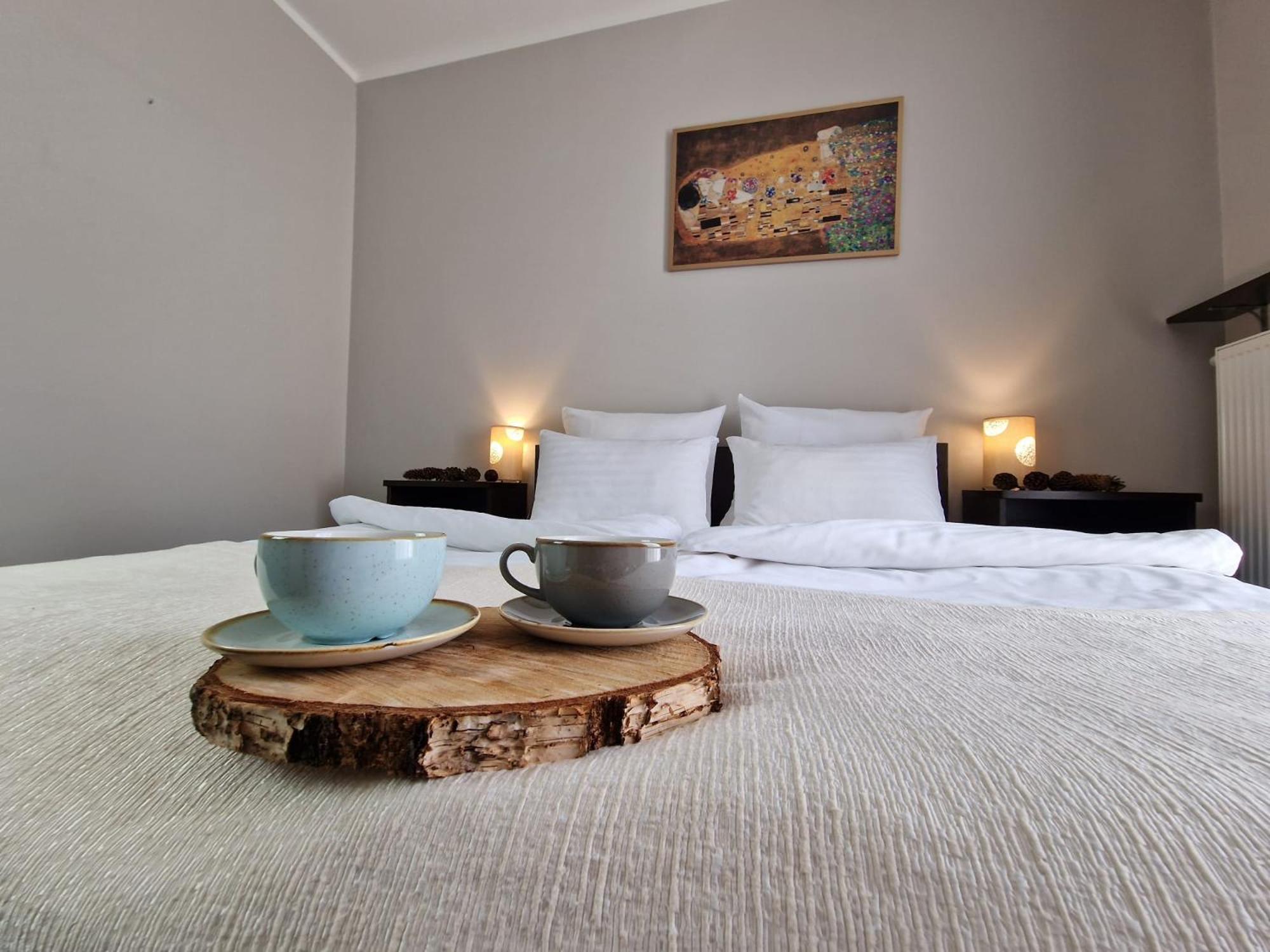 Apartment with Terrace - Photo 1