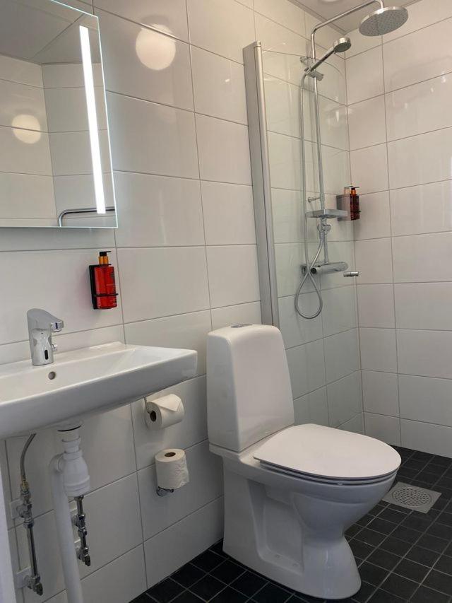 Standard Double Room - Photo 2