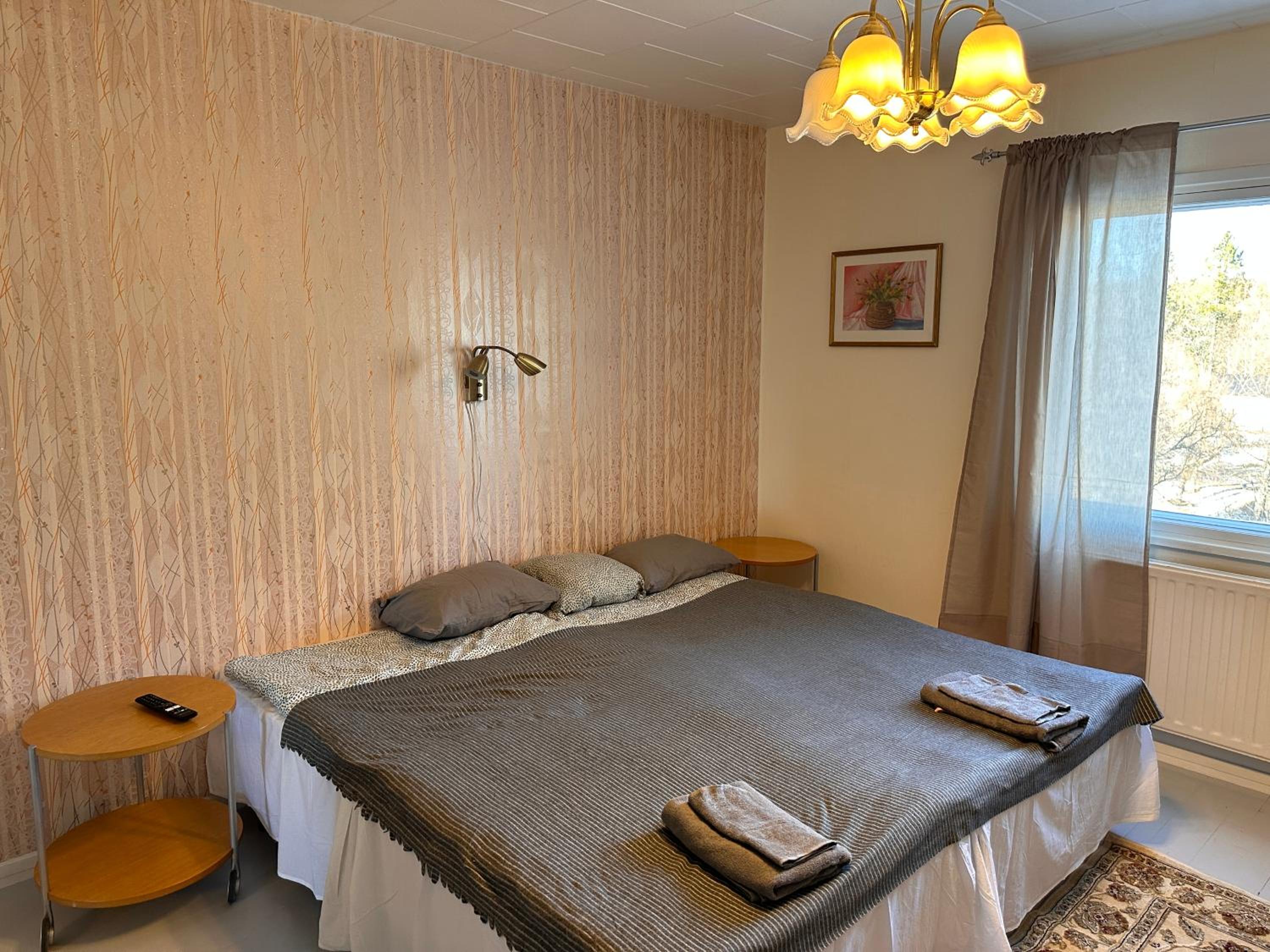 Standard Twin Room with Shared Bathroom photo 2