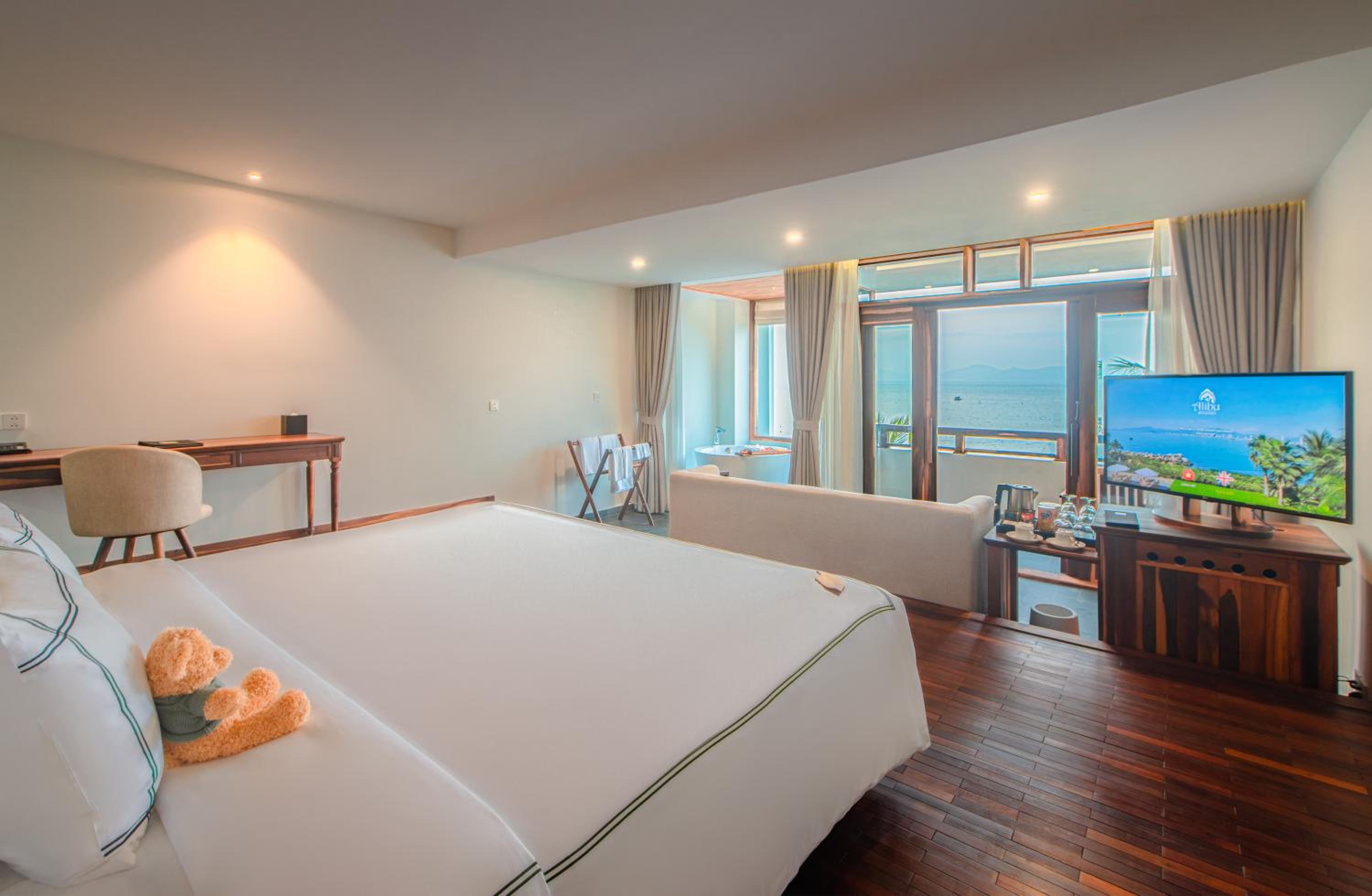 Executive Ocean Suite King - Photo 5