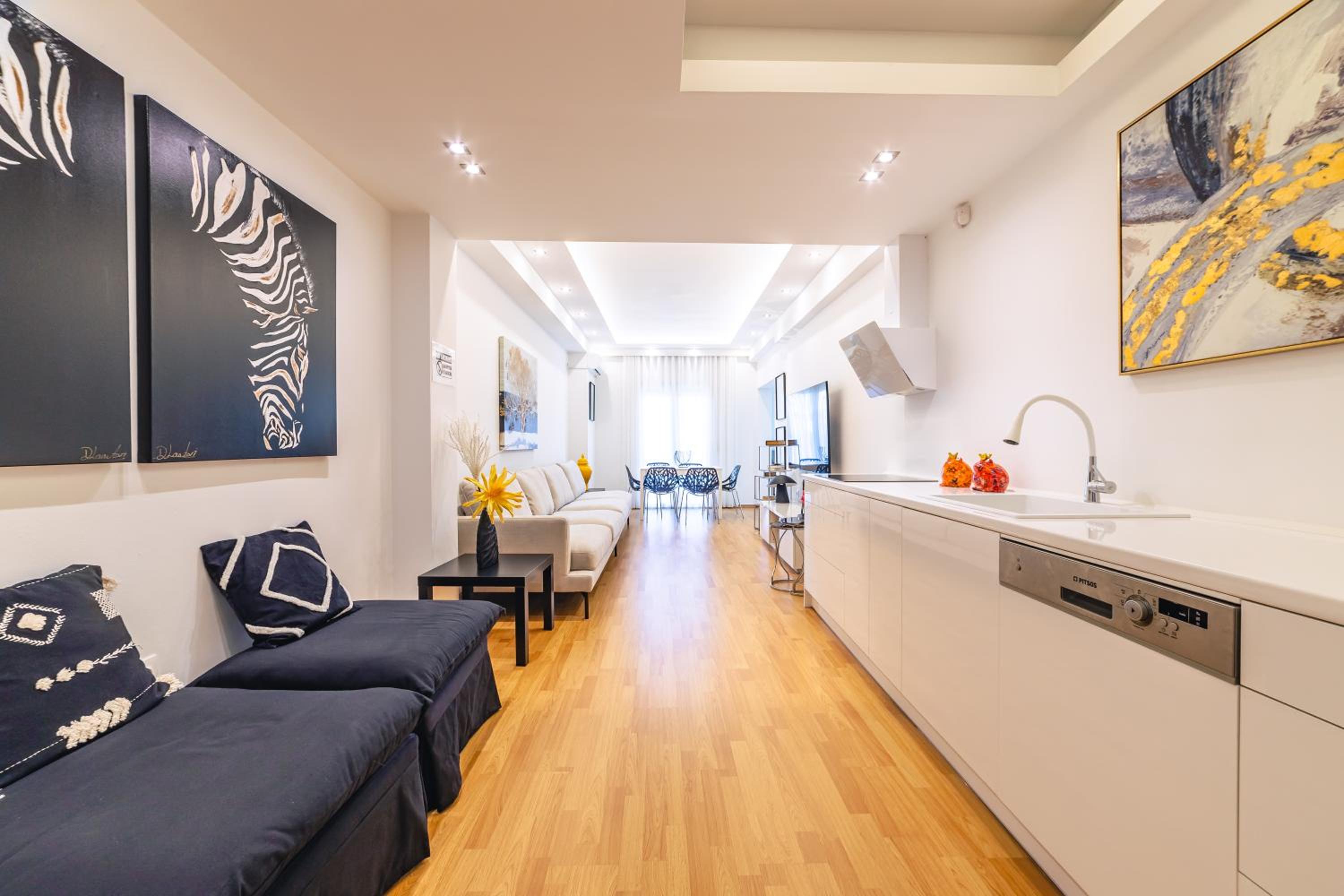 Deluxe Apartment