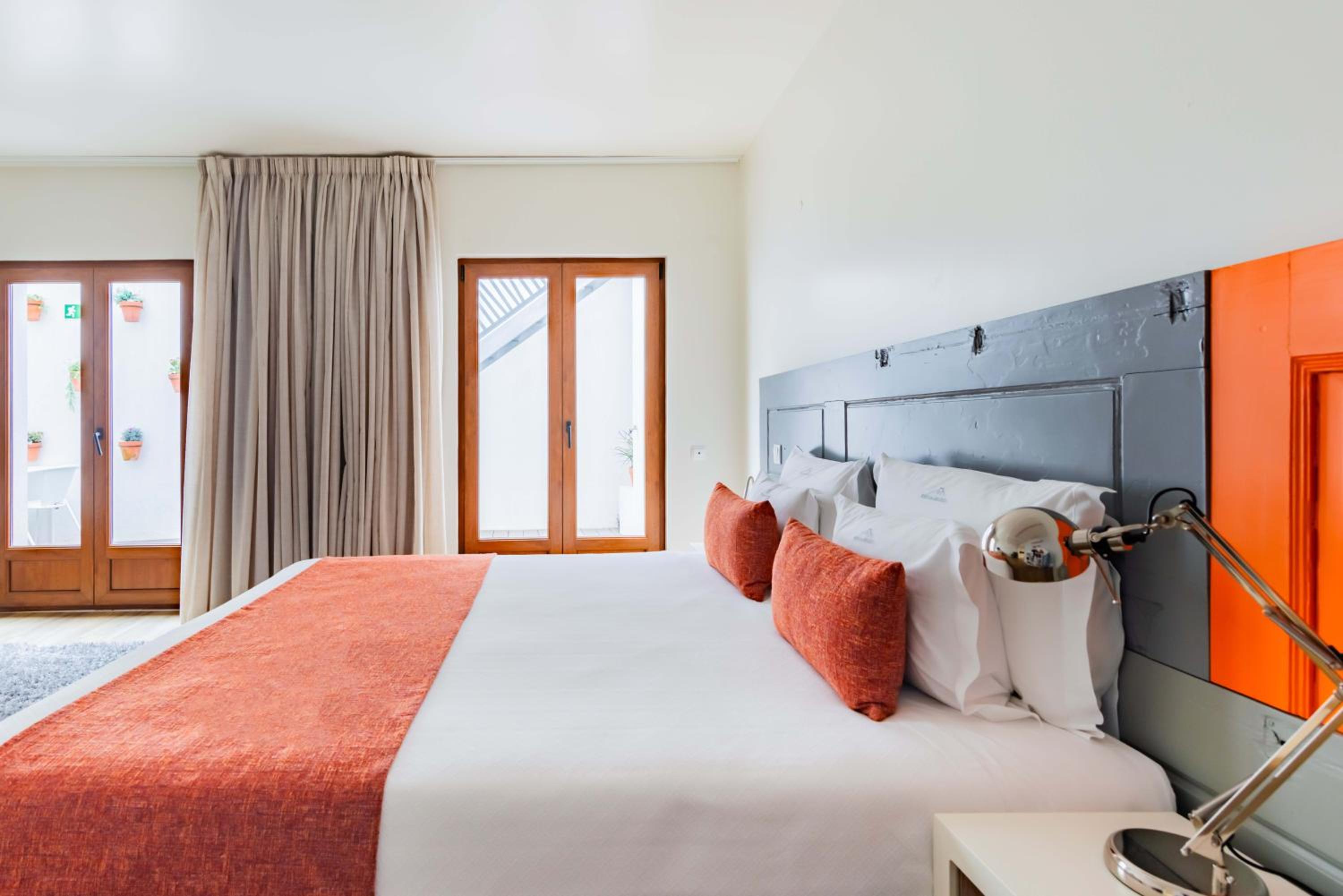 Large Double Room photo 2