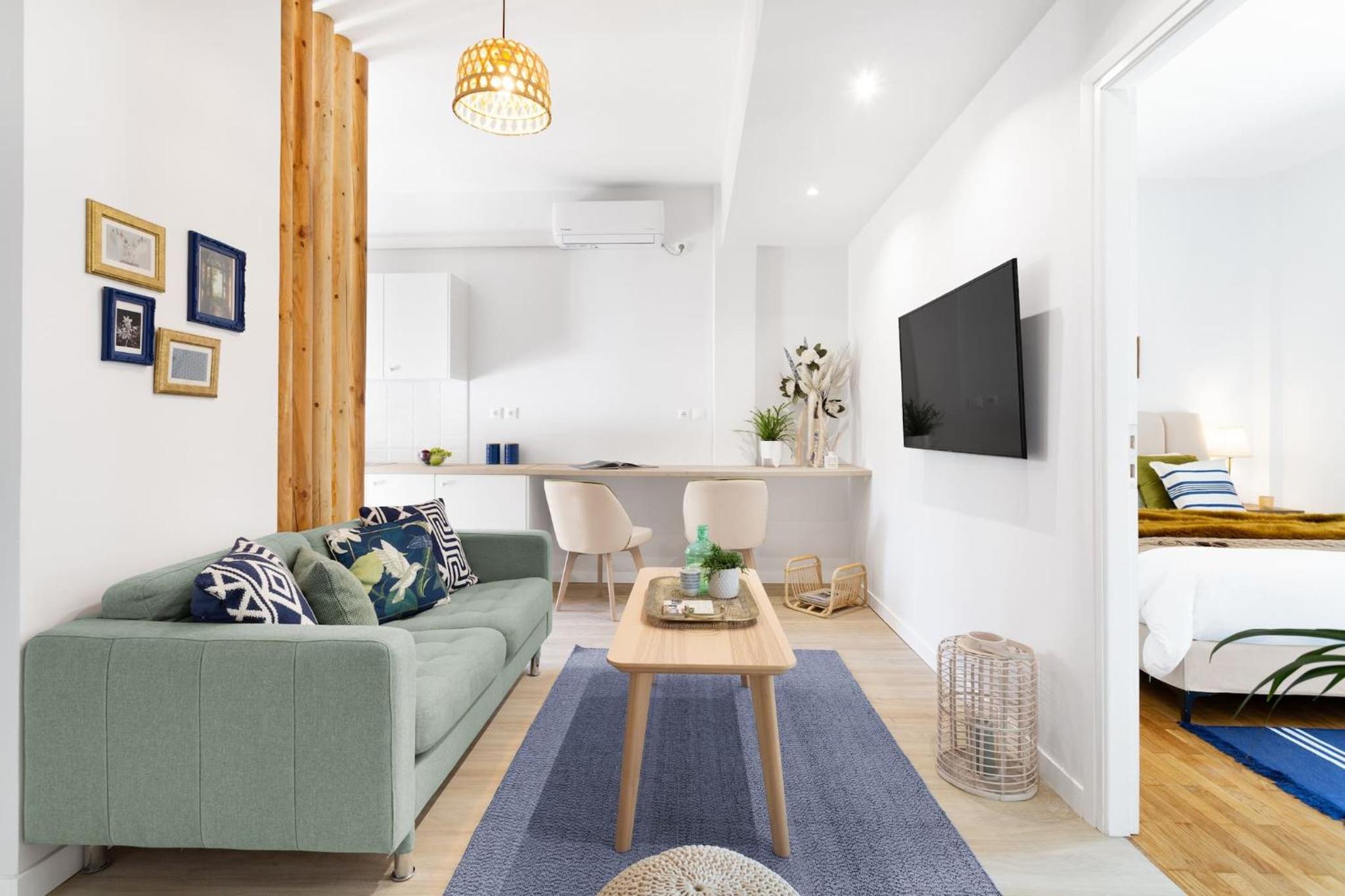 One-Bedroom Apartment
