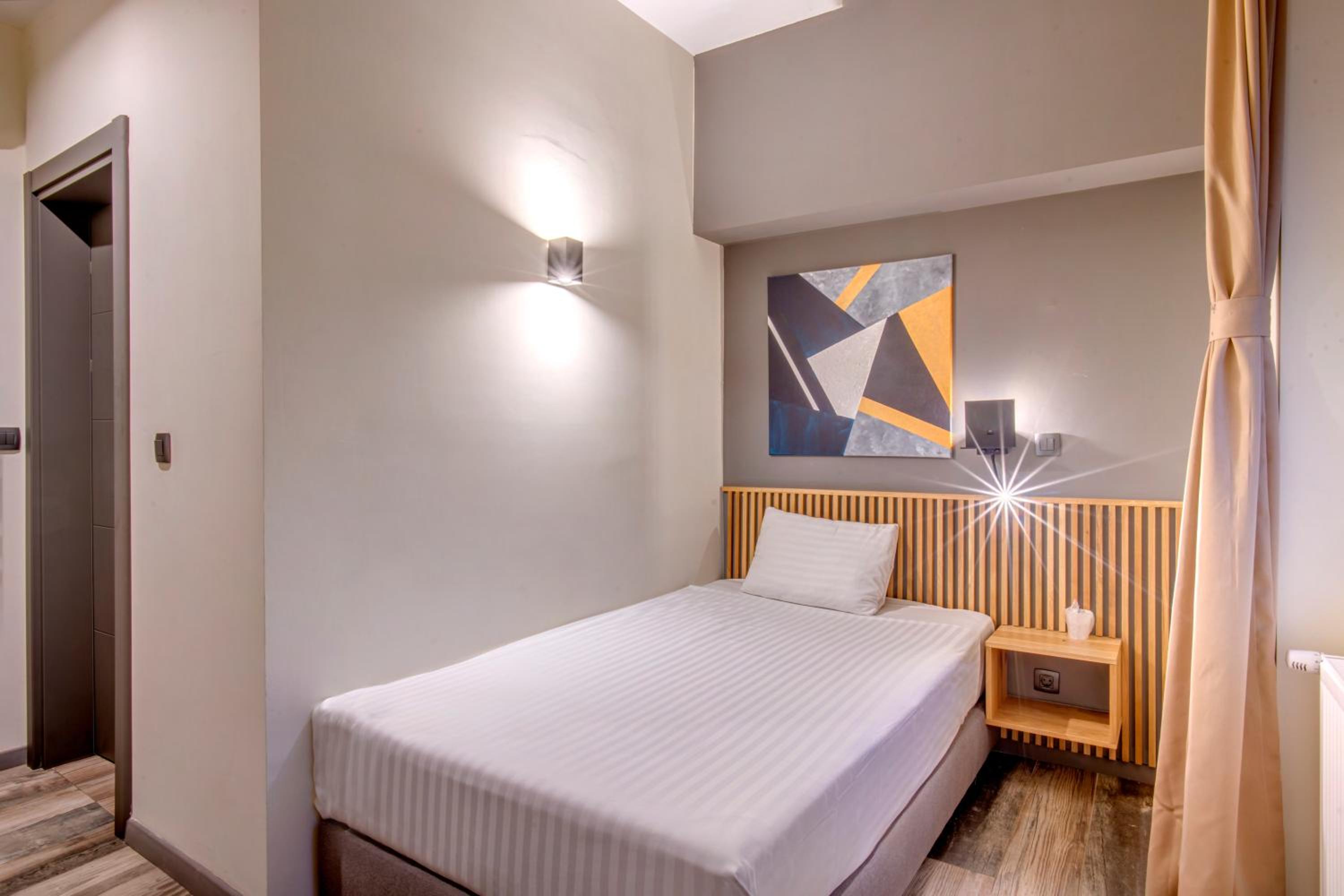 מלון פורטי וואן — Standard Single Room