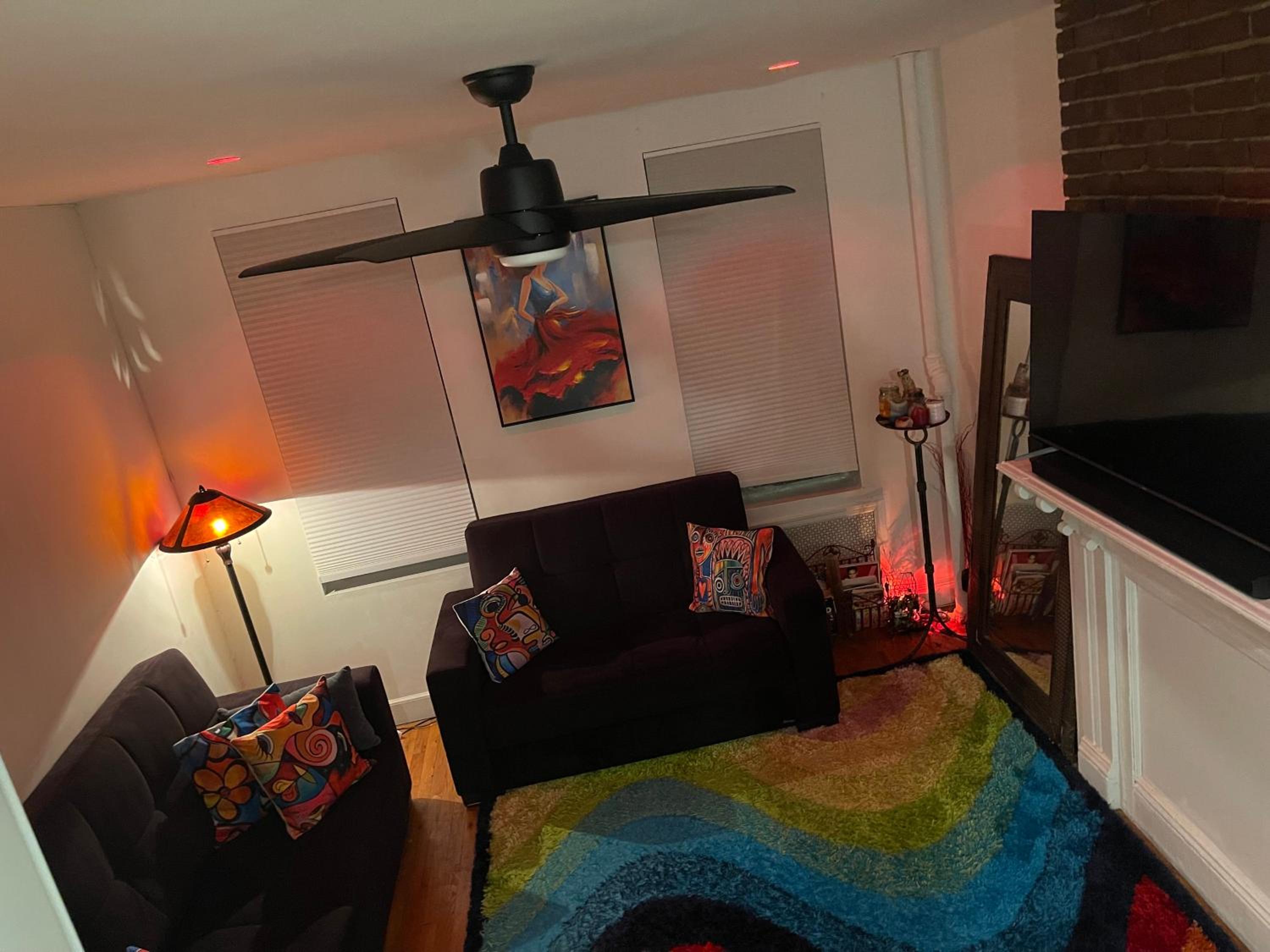 One-Bedroom Apartment photo 3