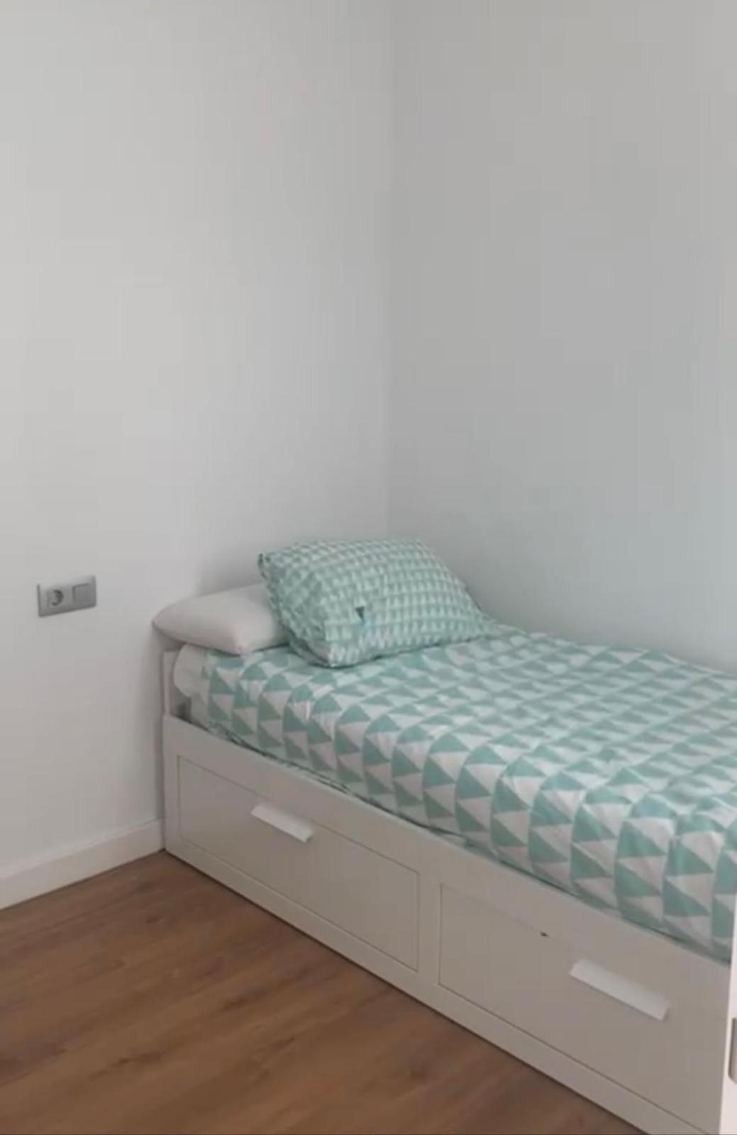 Habitación #1184047701