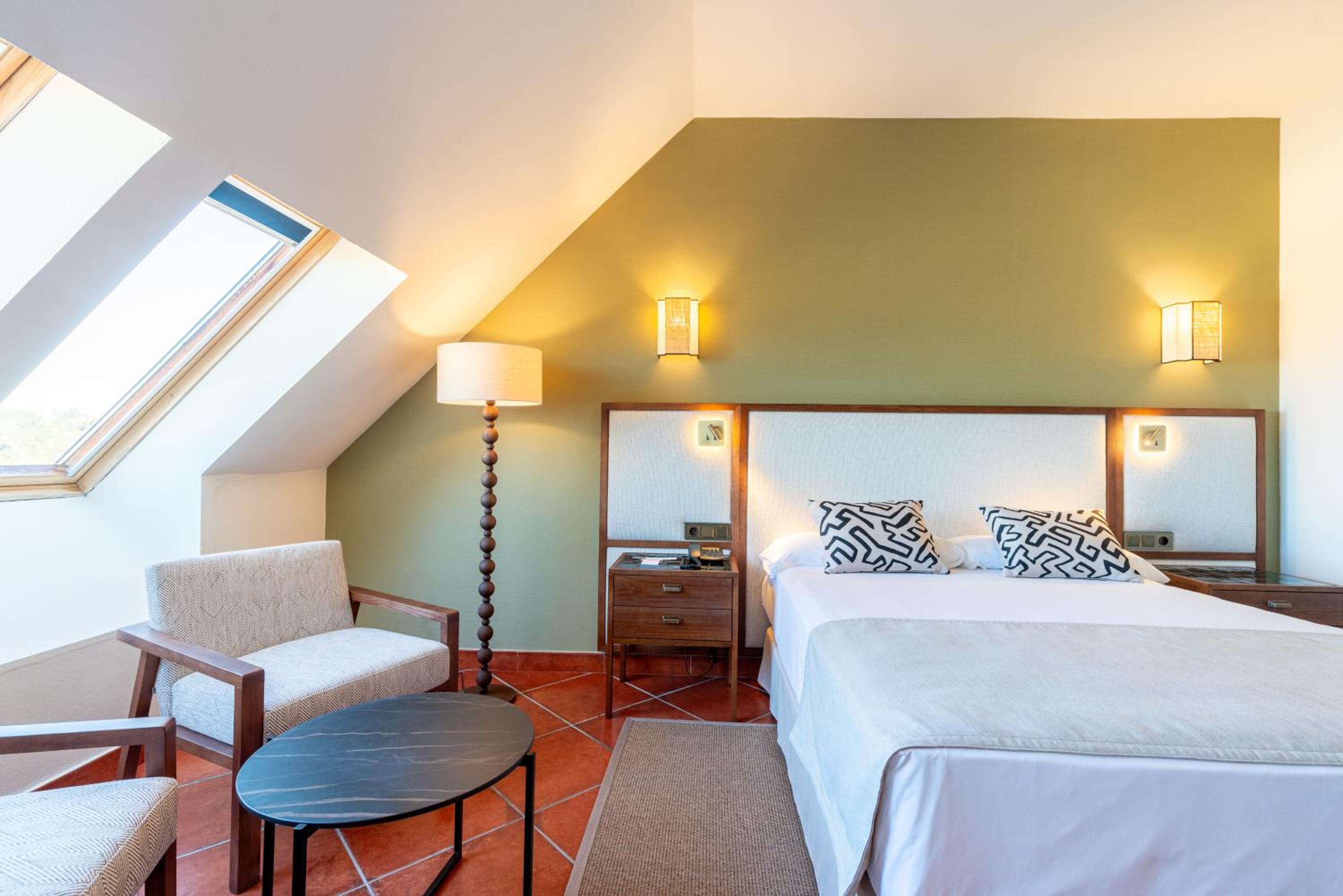 Junior Suite - Photo 11