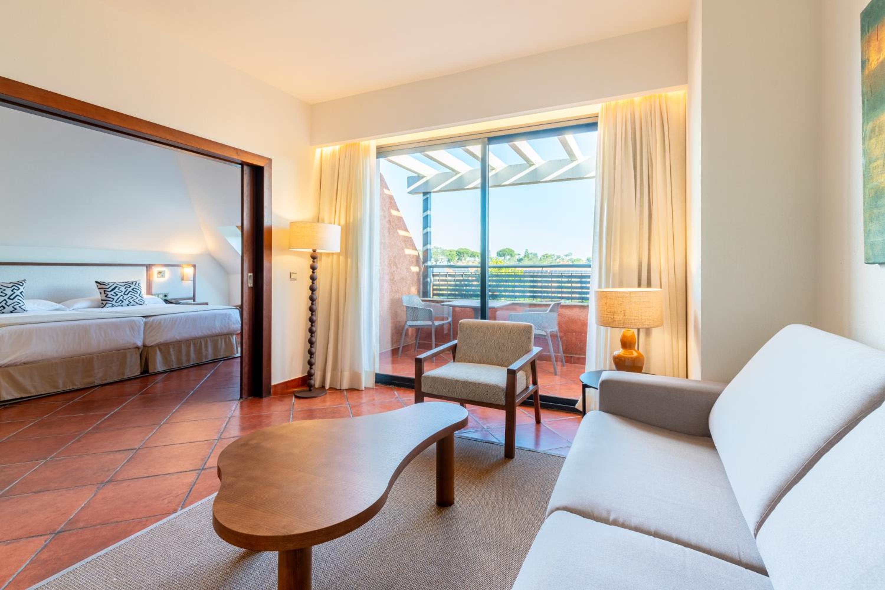 Junior Suite with Sea View - Photo 2