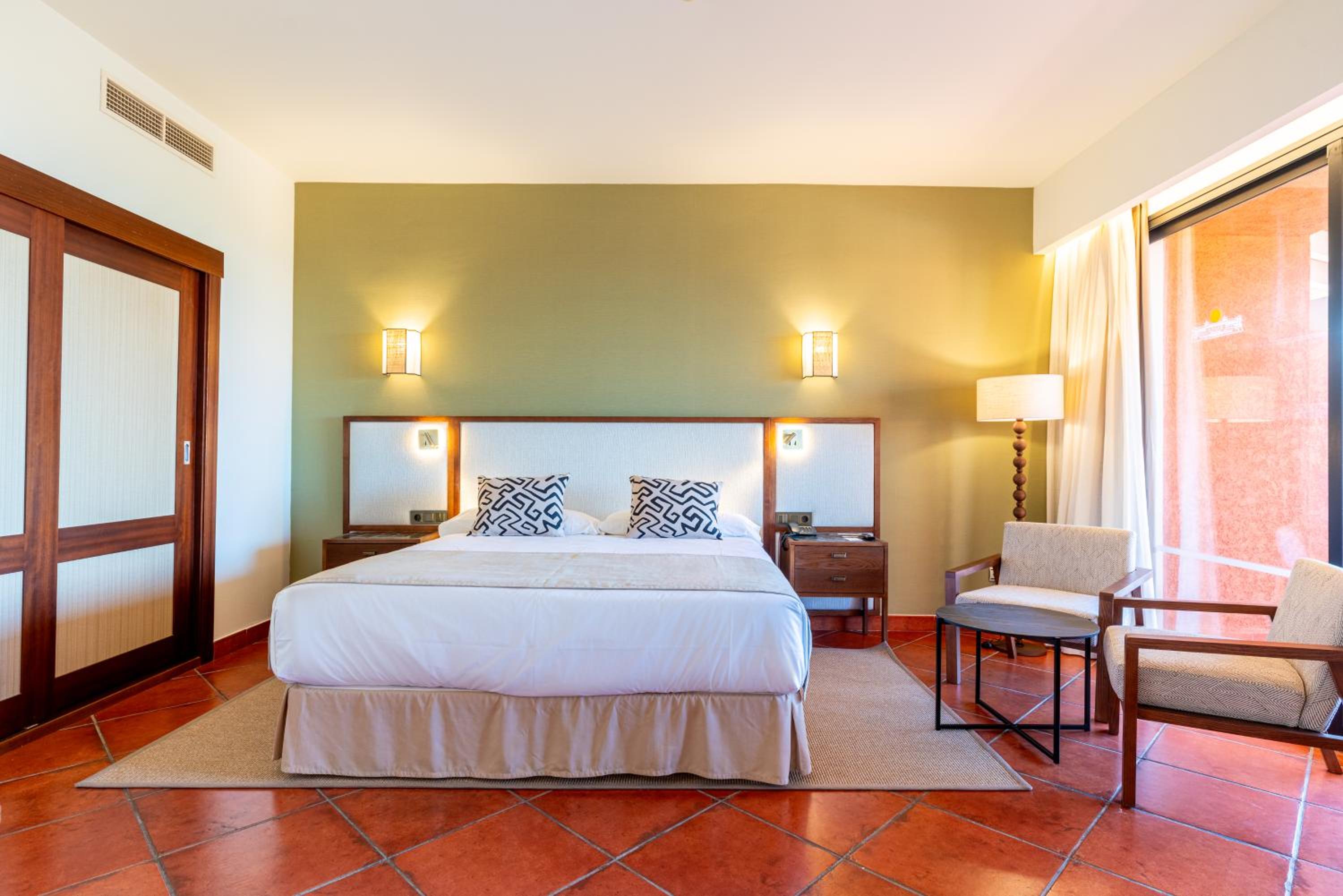 Junior Suite - Photo 8