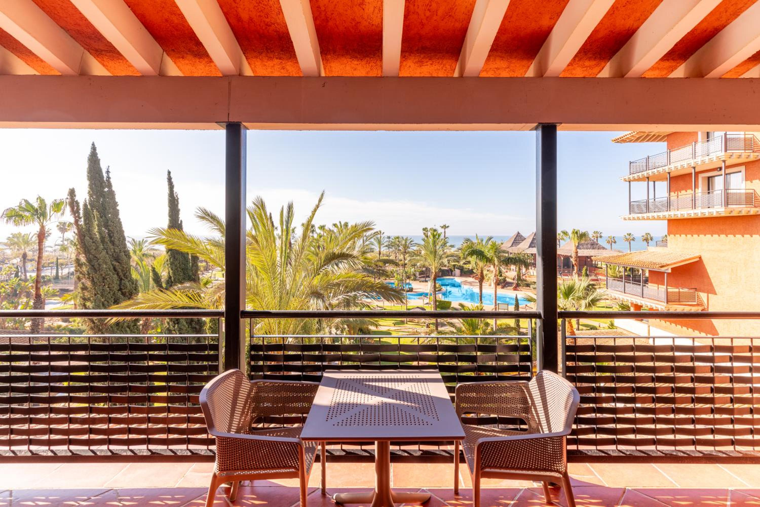 Junior Suite with Sea View - Photo 8