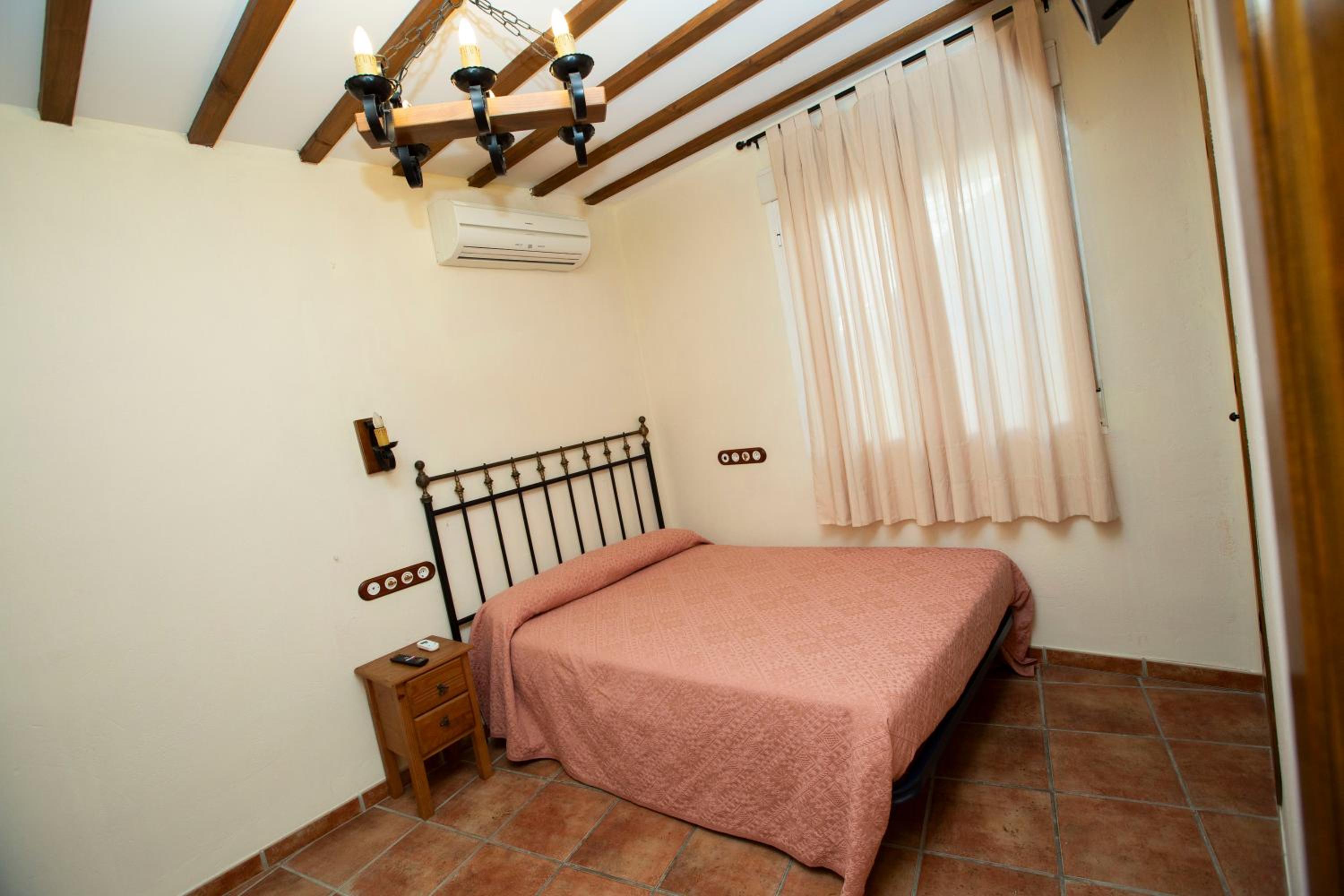 Habitación Doble con Baño Privado