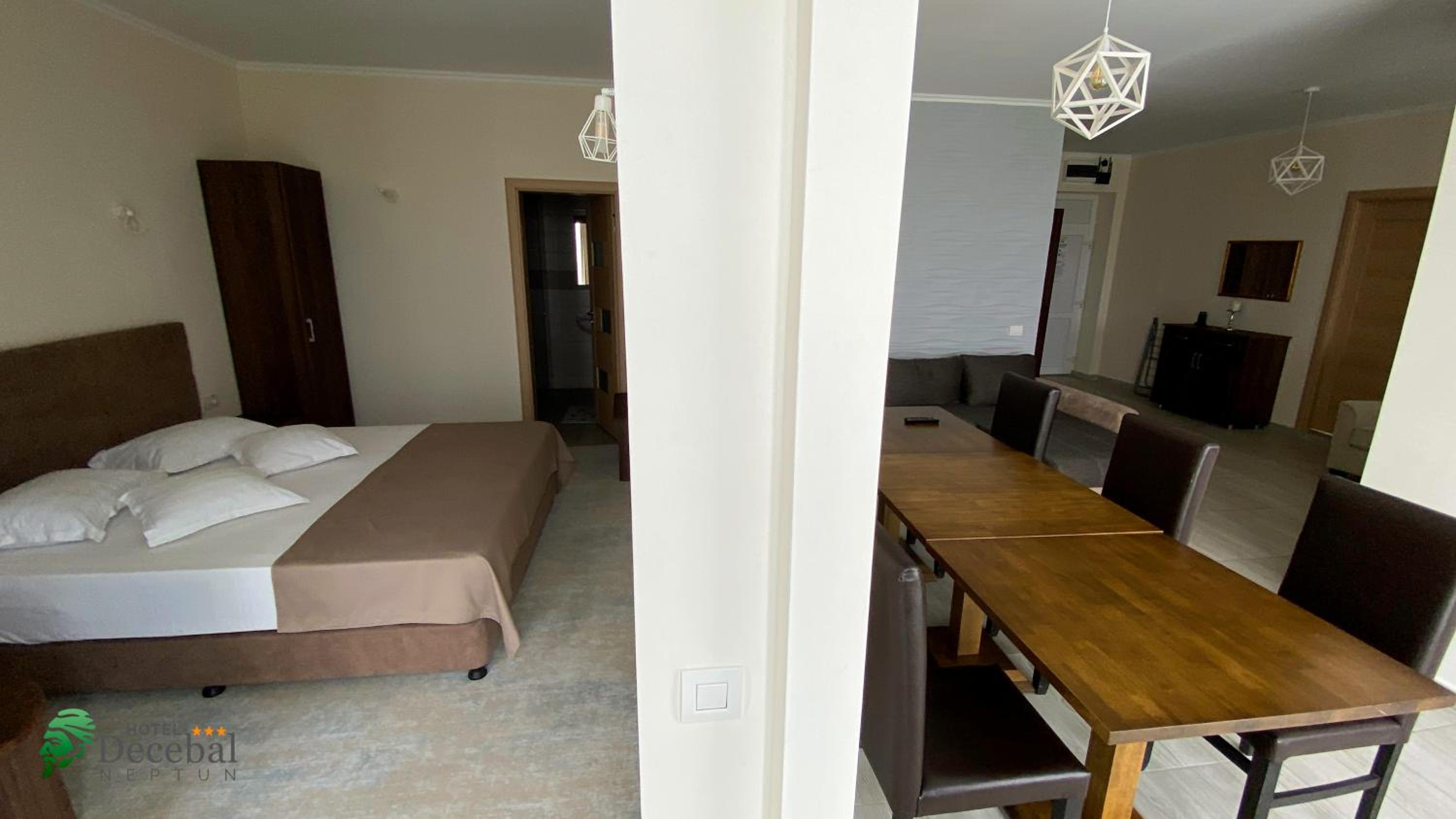 Queen Suite with Kitchenette and without Balcony
