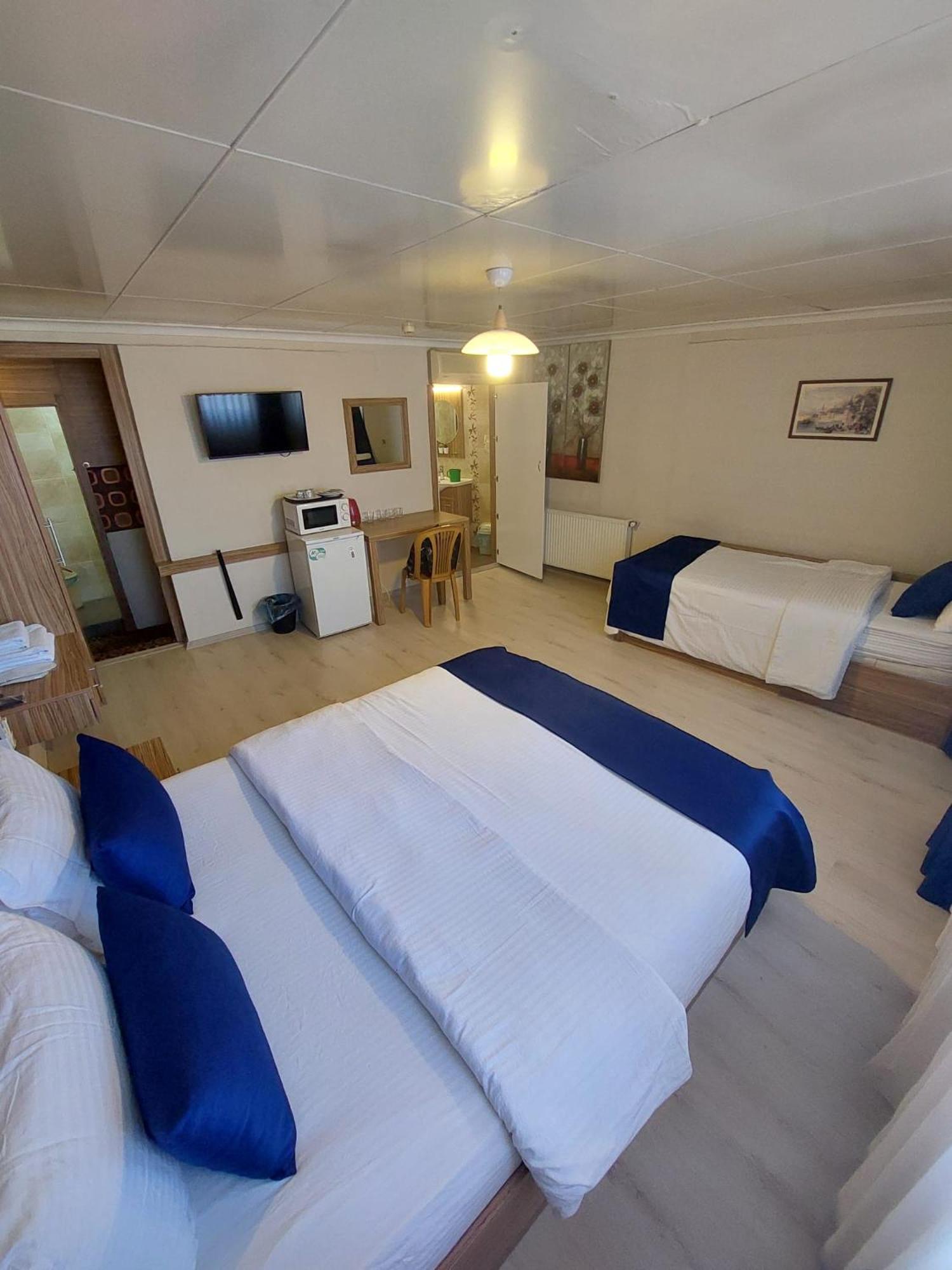 Standard Triple Room photo 1