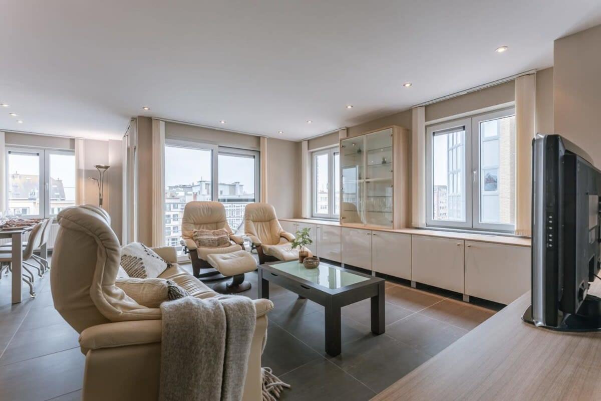 Apartment photo 2