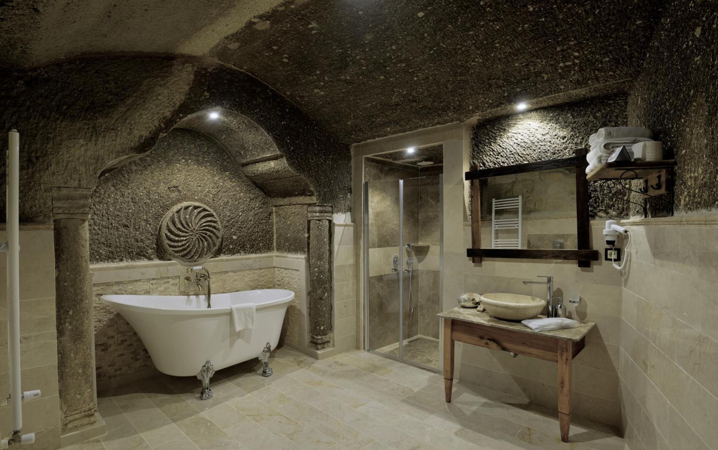 Suite - Photo 6