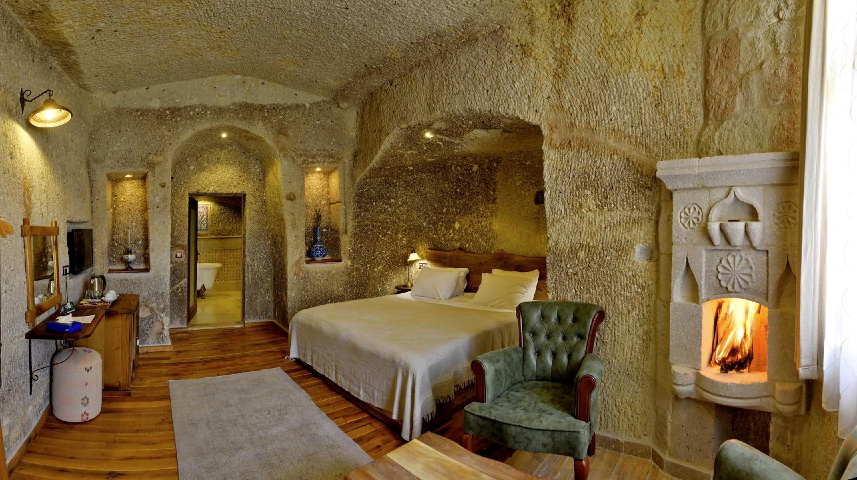 Suite - Photo 3