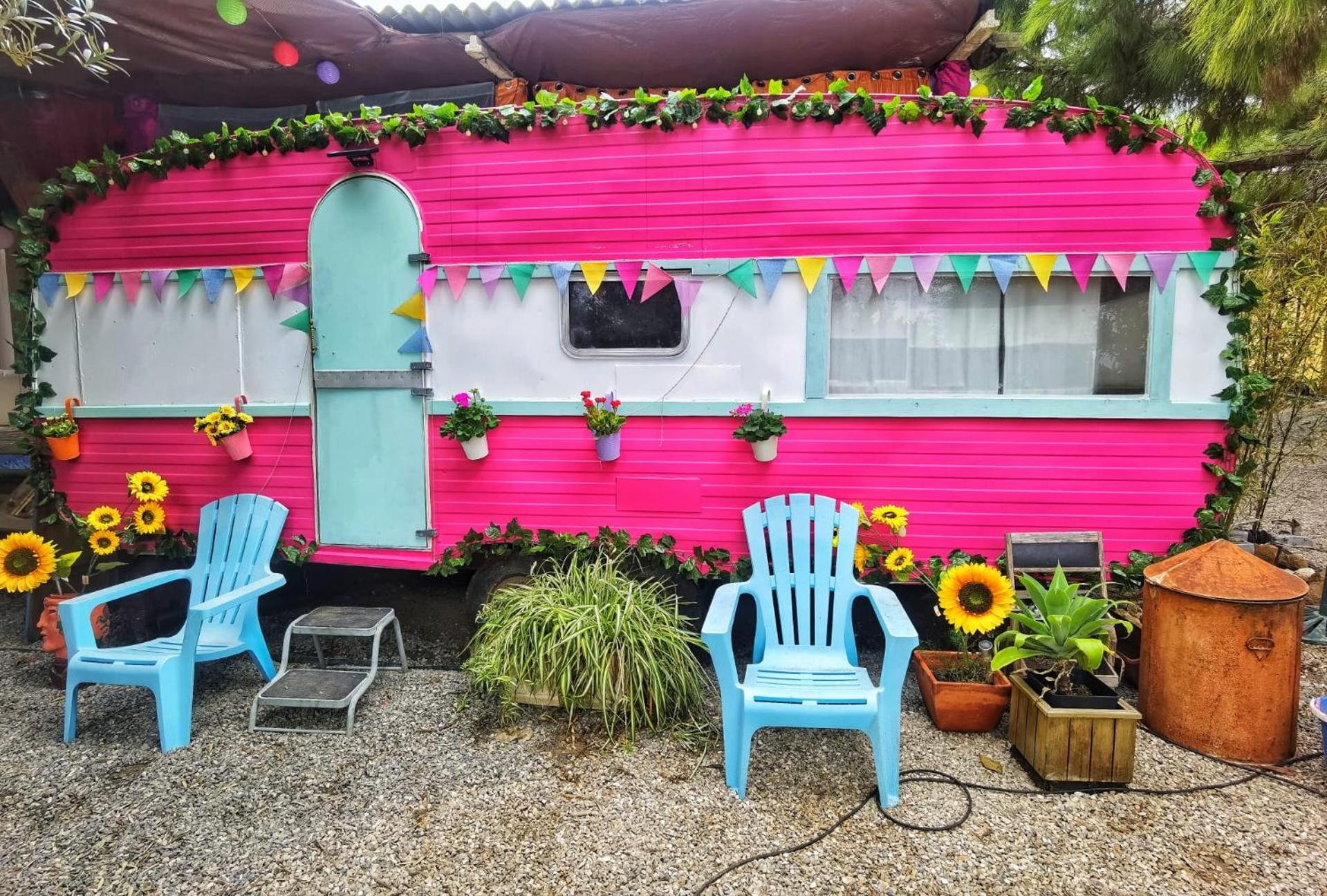 Caravan photo 2