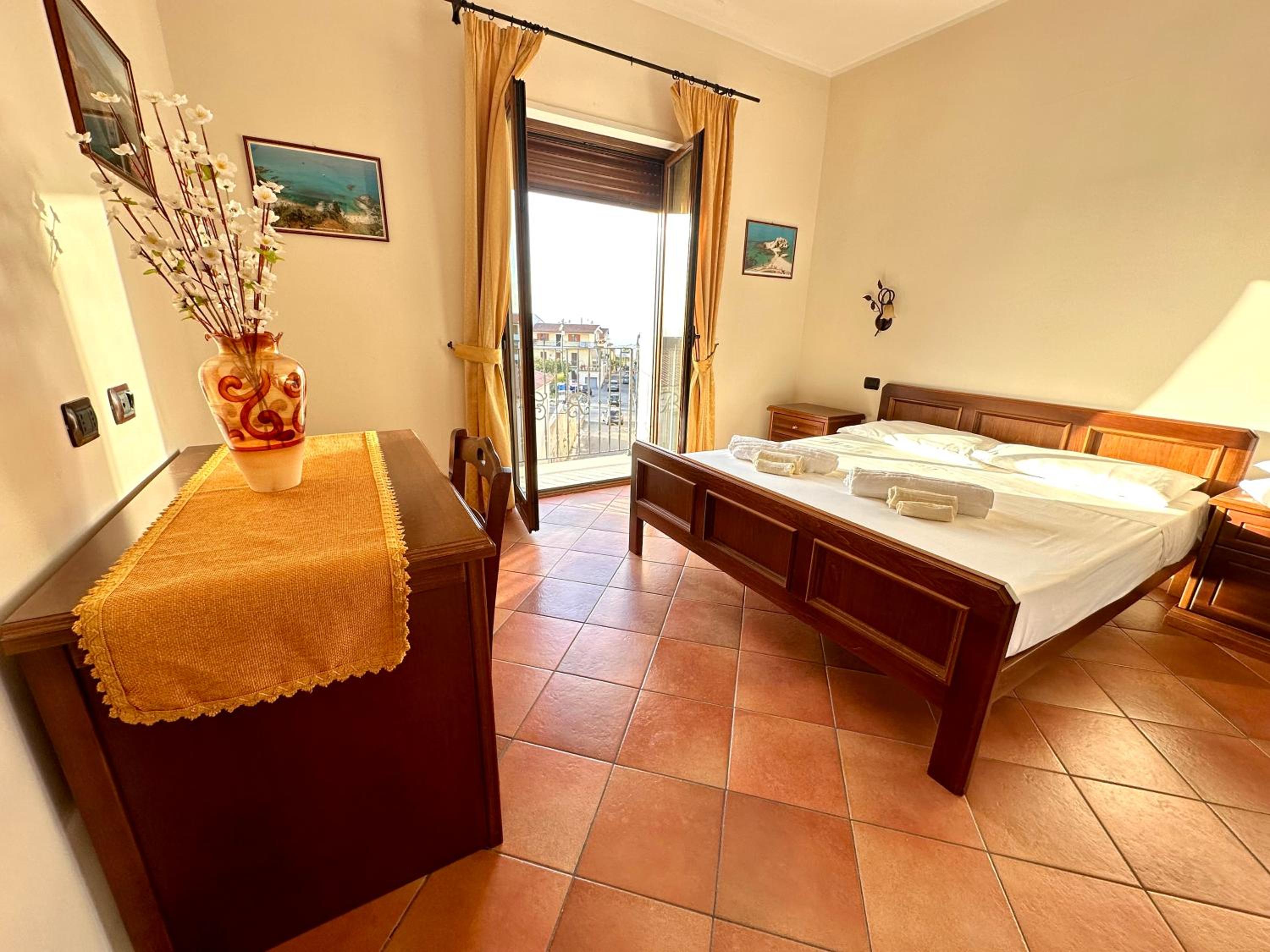 Double Room With Balcony (2 Adults + 1 Child)