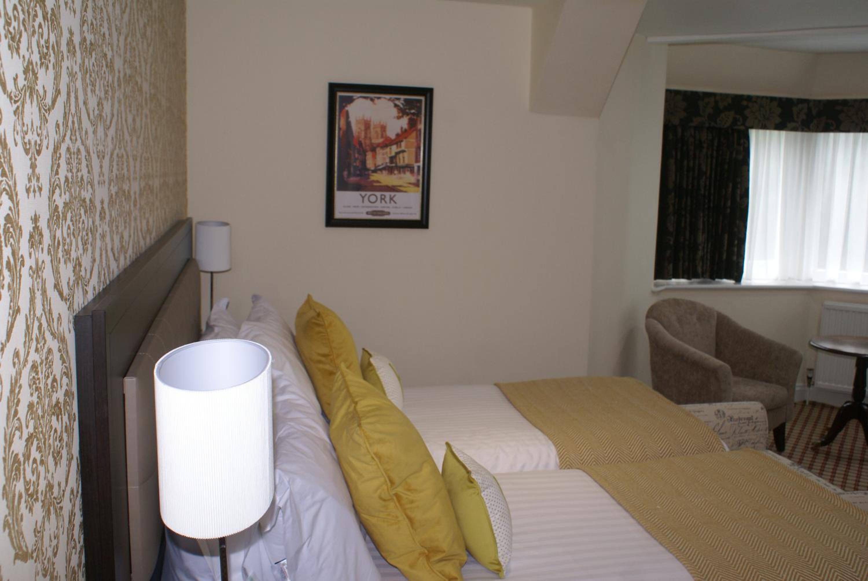 Deluxe Room - Photo 4