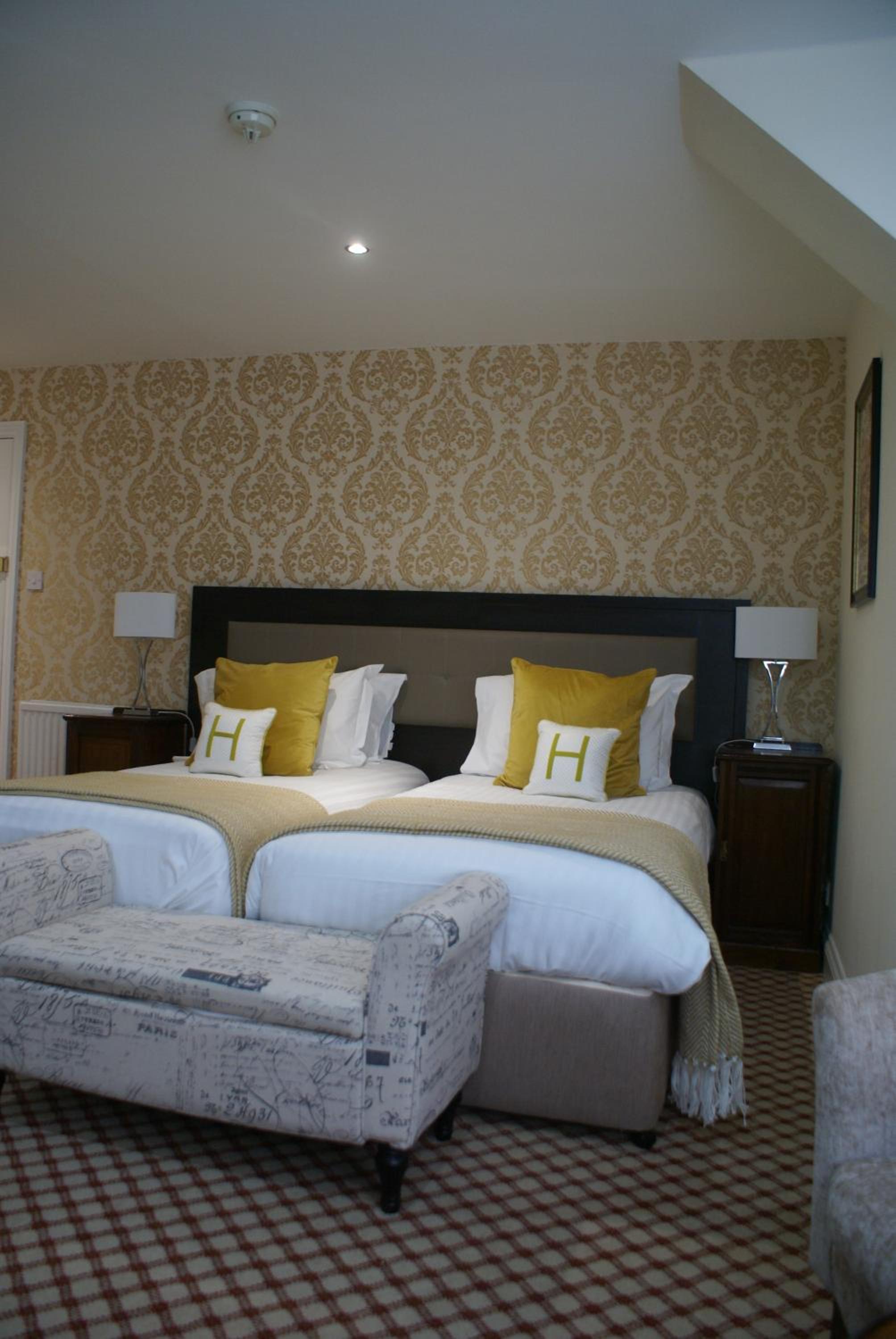 Large Double or Twin Room - Photo 7