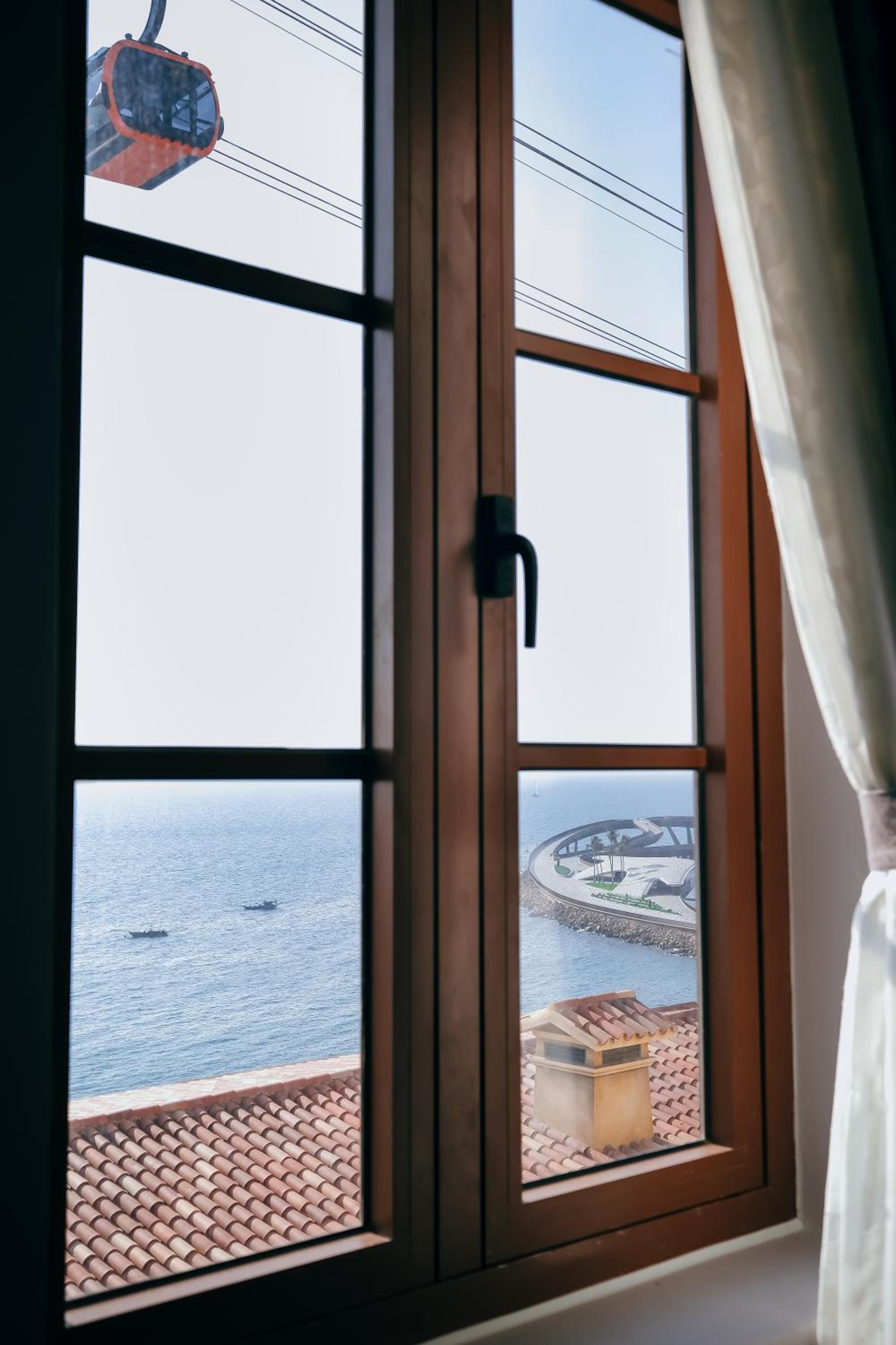 Double or Twin Room with Sea View photo 2