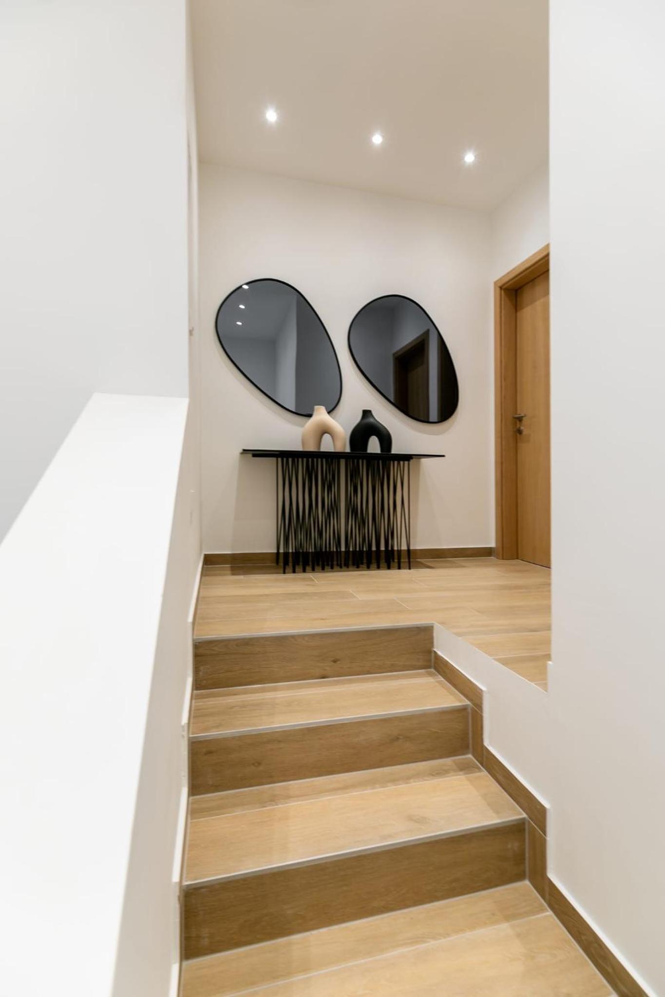 Two-Bedroom House photo 3